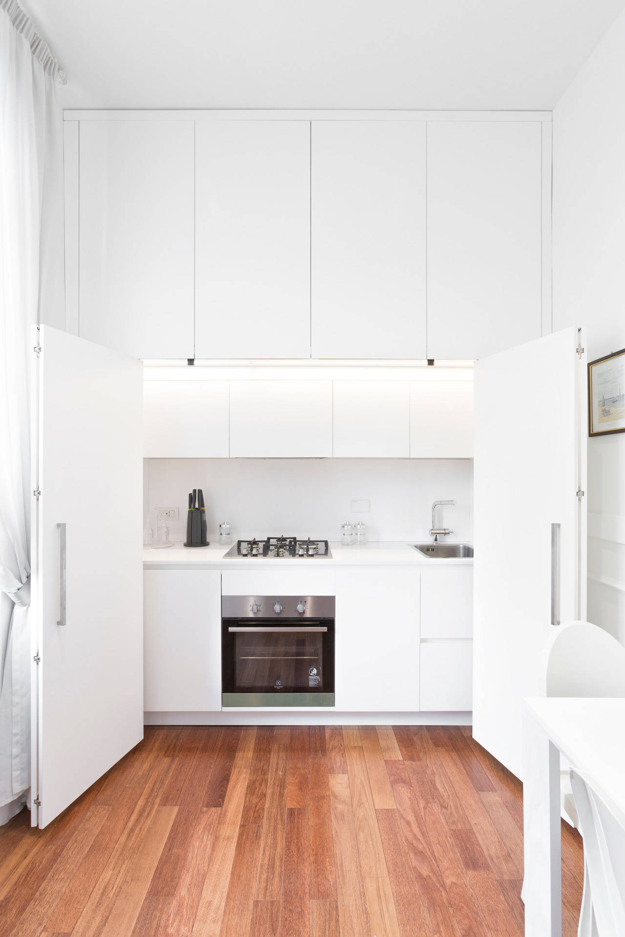 Просто фото: Маленькая кухня в других странах