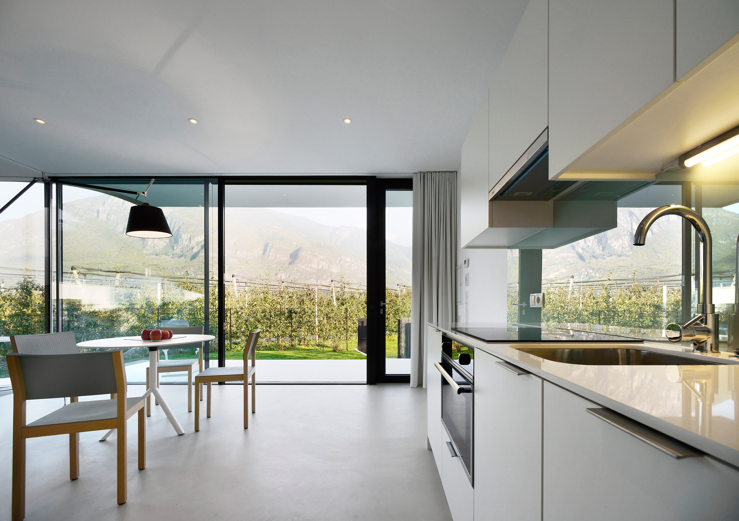 Houzz Италия: Зеркальные дома, отражающие Доломиты и сады