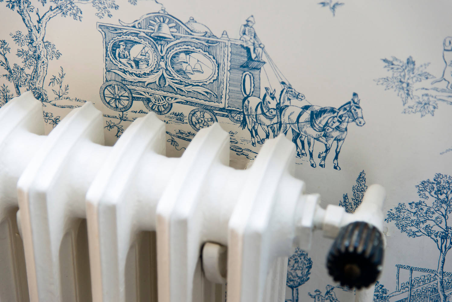 Houzz Франция: Винтаж для молодой пары — под Парижем