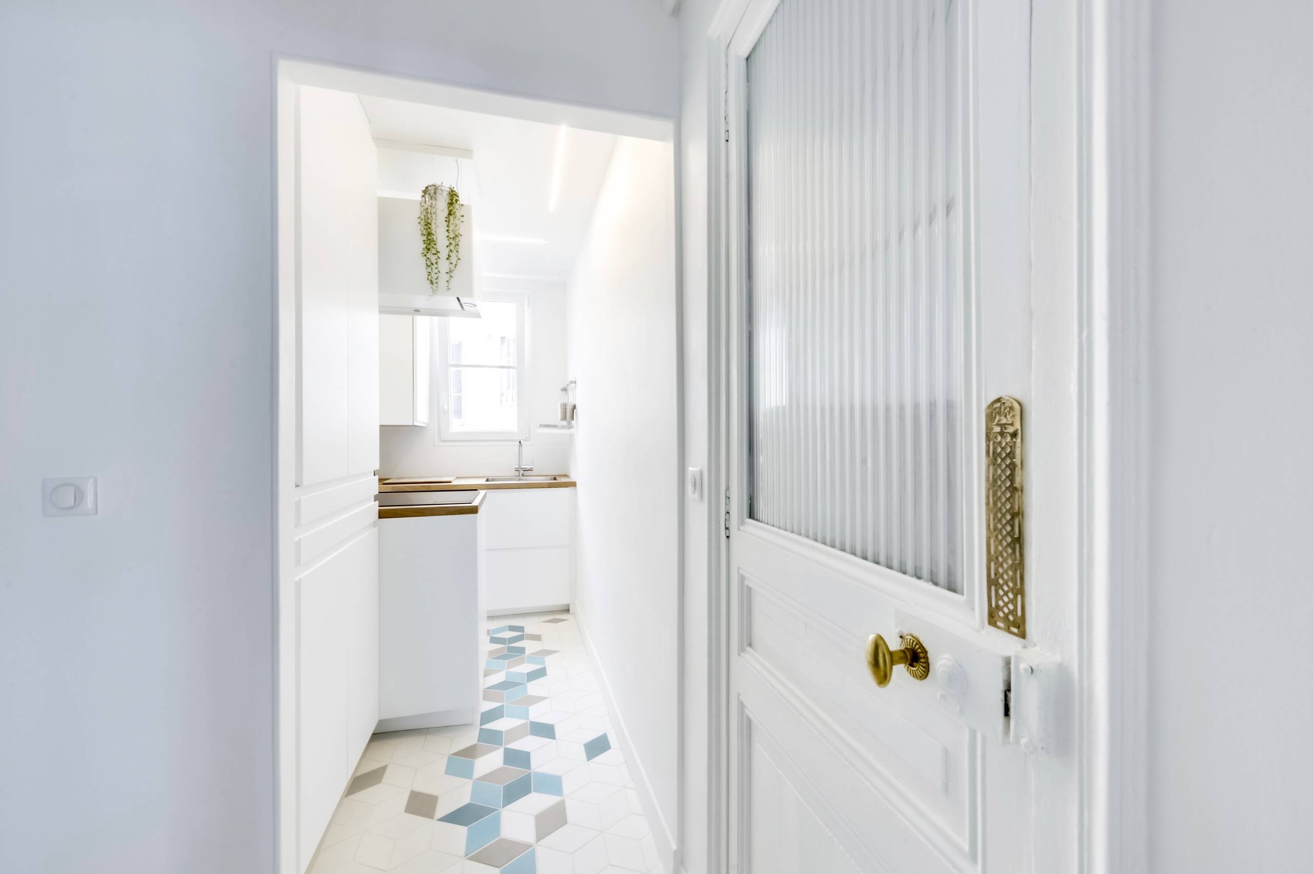 До и после: Ремонт кухни площадью 5 кв.м за три недели