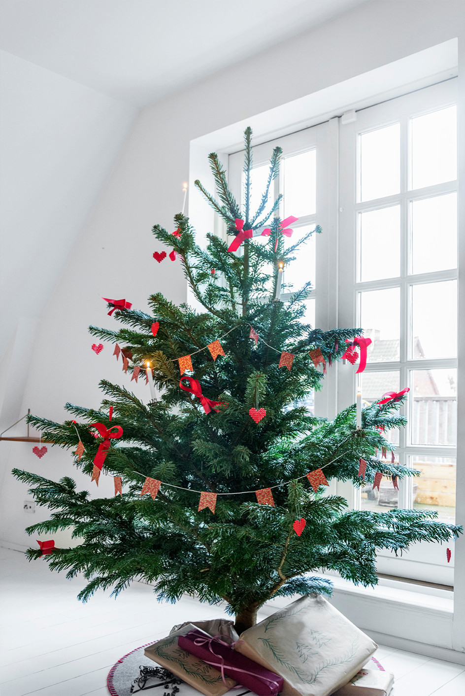 Фотоохота: 38 новогодних ёлок со всего света