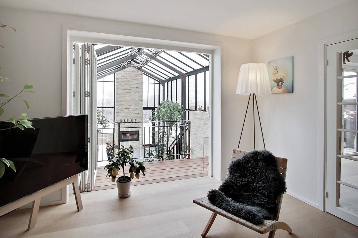 Houzz Дания: Гостиная за стеклом