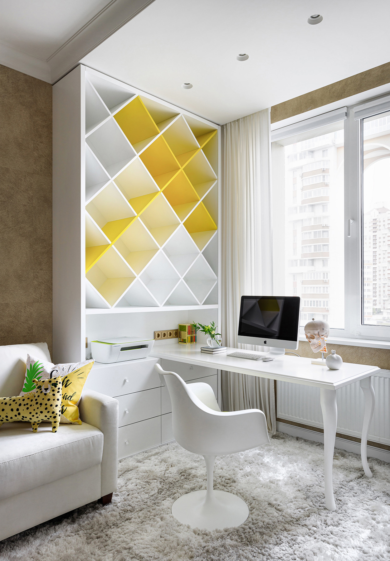 Проект недели: Детская с белым фортепьяно и котом на шкафу