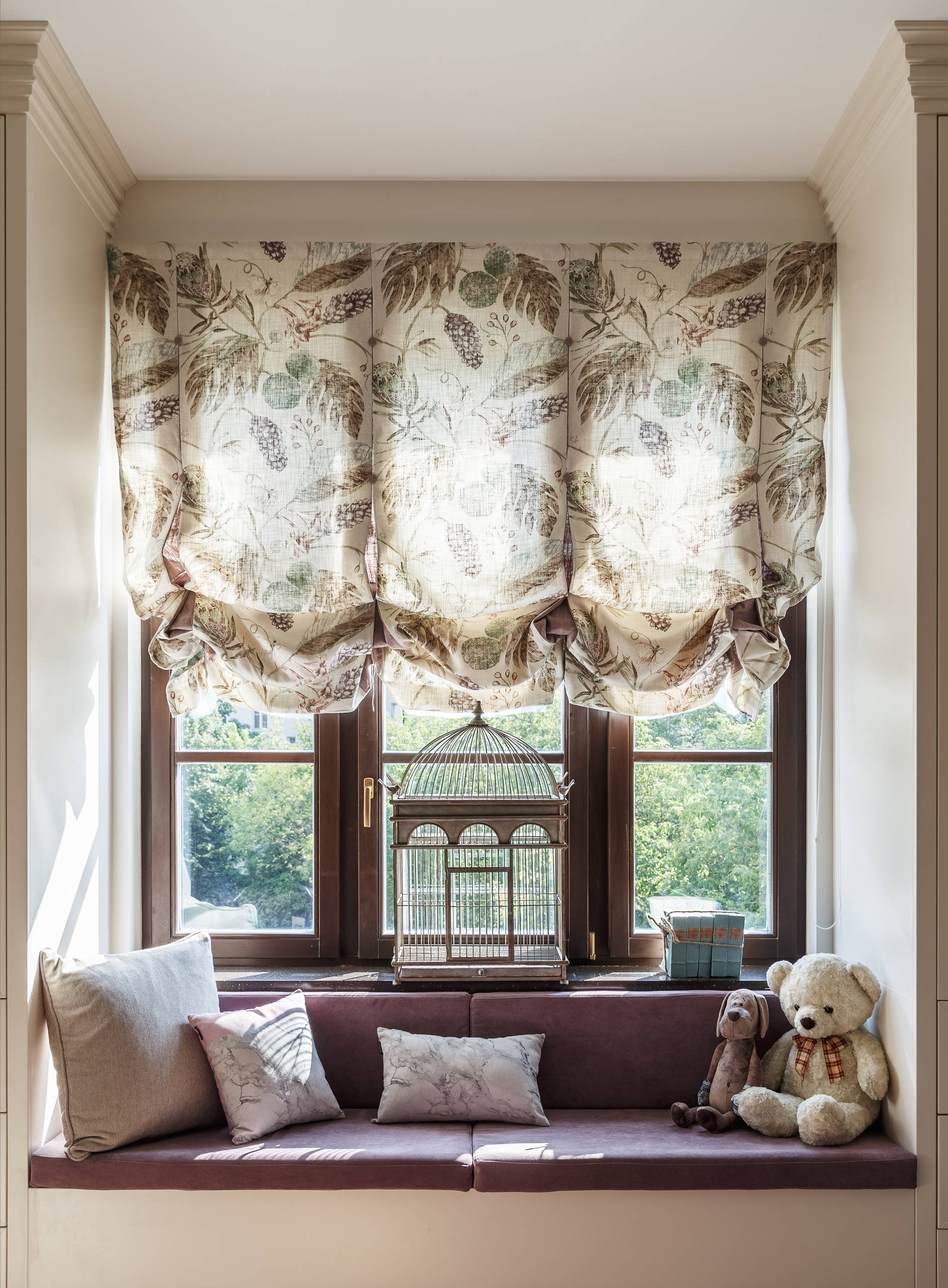 Houzz тур: Квартира с небесно-голубой гостиной