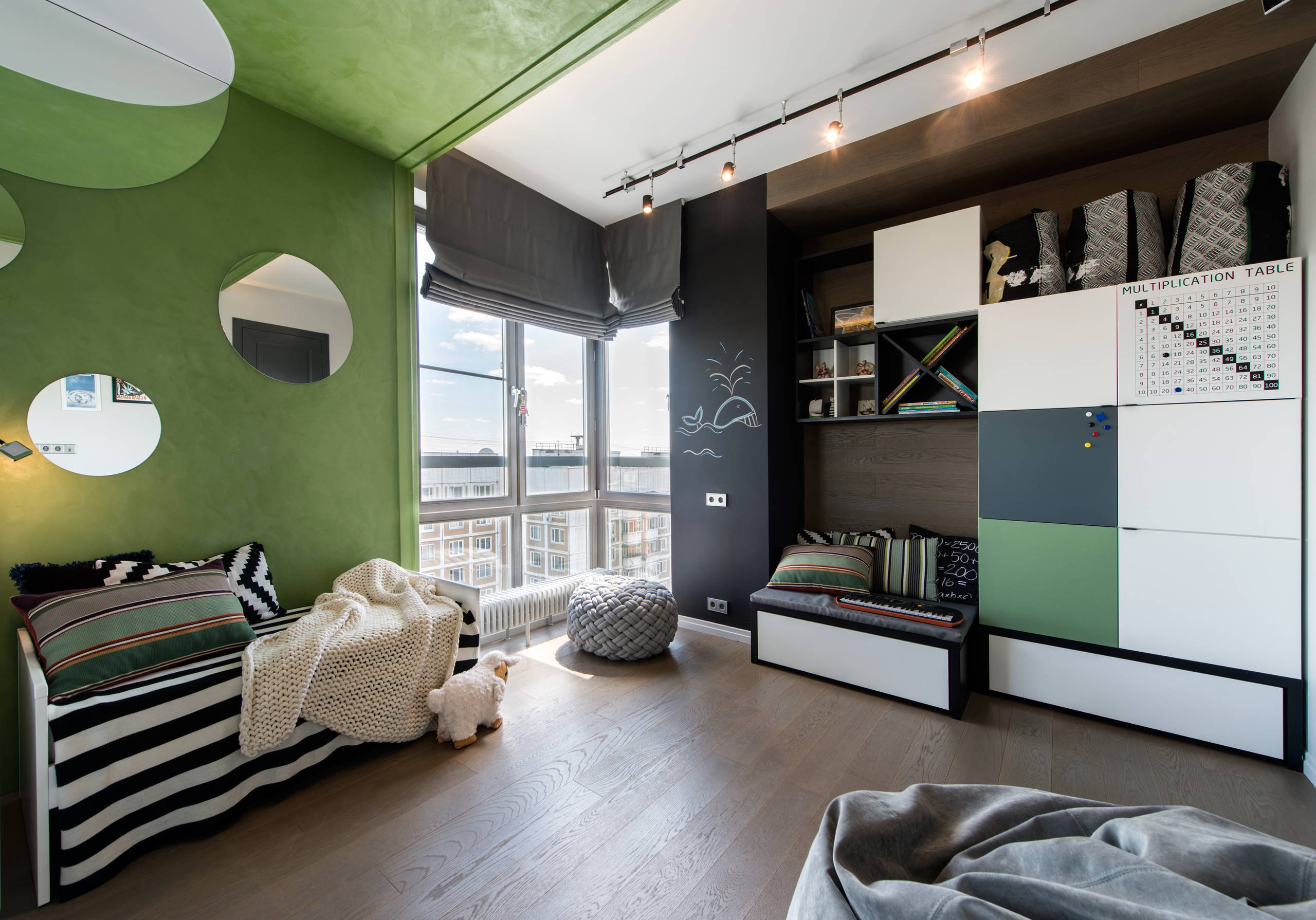 Houzz тур: Кашпо Родриго и керамогранит в спальне для молодой семьи