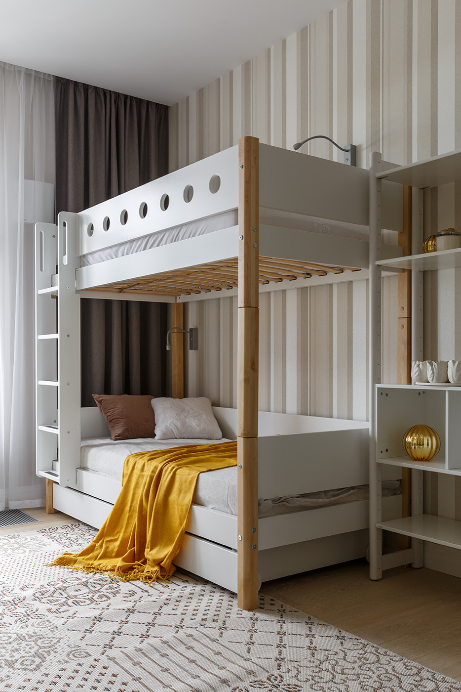 Houzz тур: Семейная квартира в стиле контемпорари