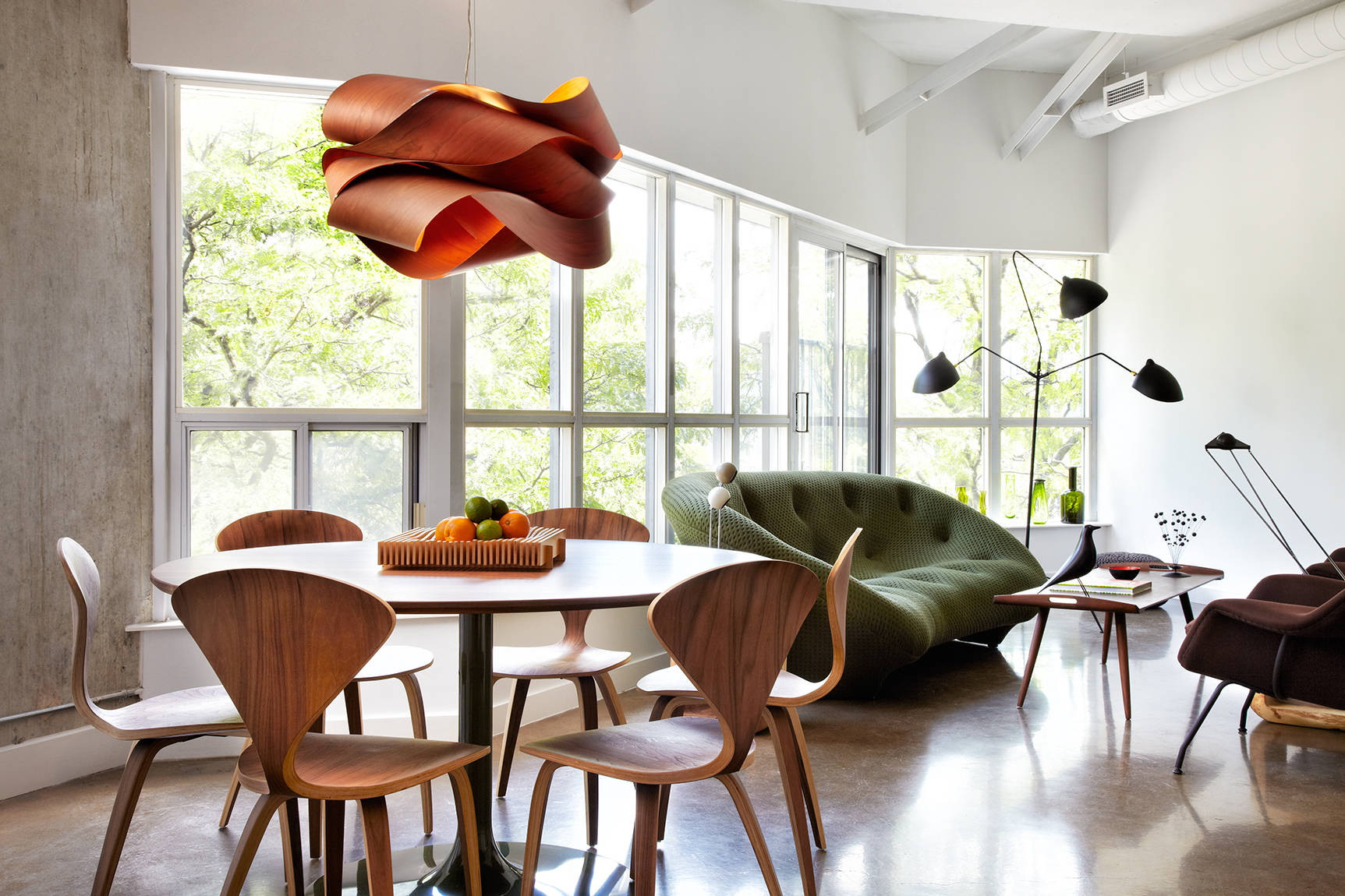 Houzz Канада: Иконы дизайна в современном лофте