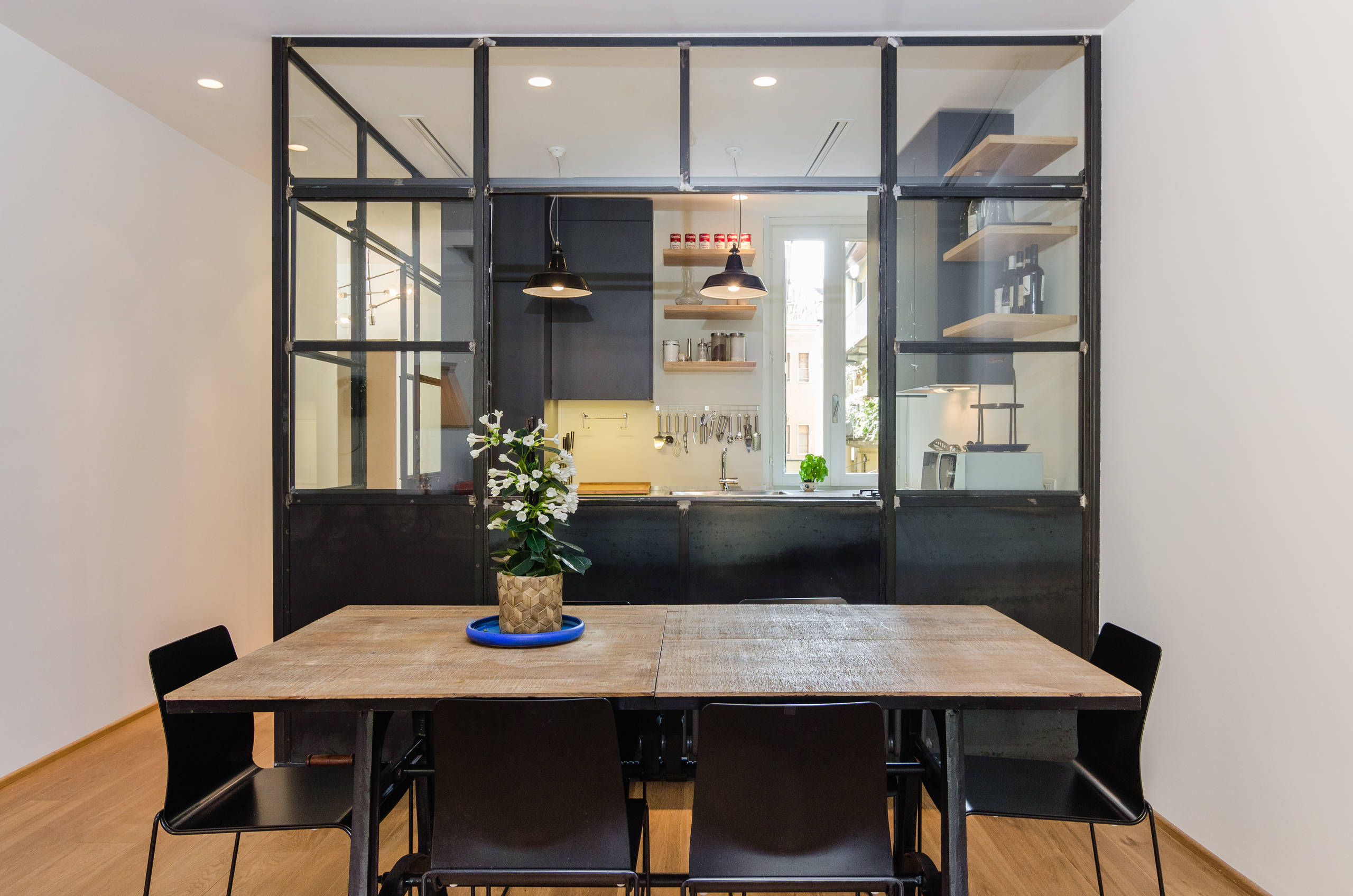 Houzz Италия: Переделка по-милански с видом на Навильи