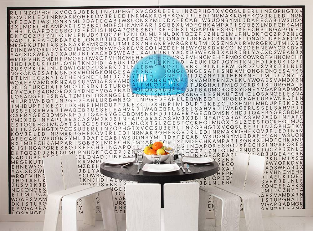 Houzz тур: Яркие краски и контрасты в квартире на 22-м этаже