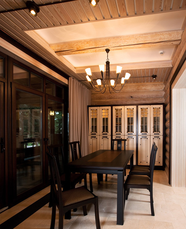 Houzz тур: Скорая архитектурная помощь новому дому из старых бревен