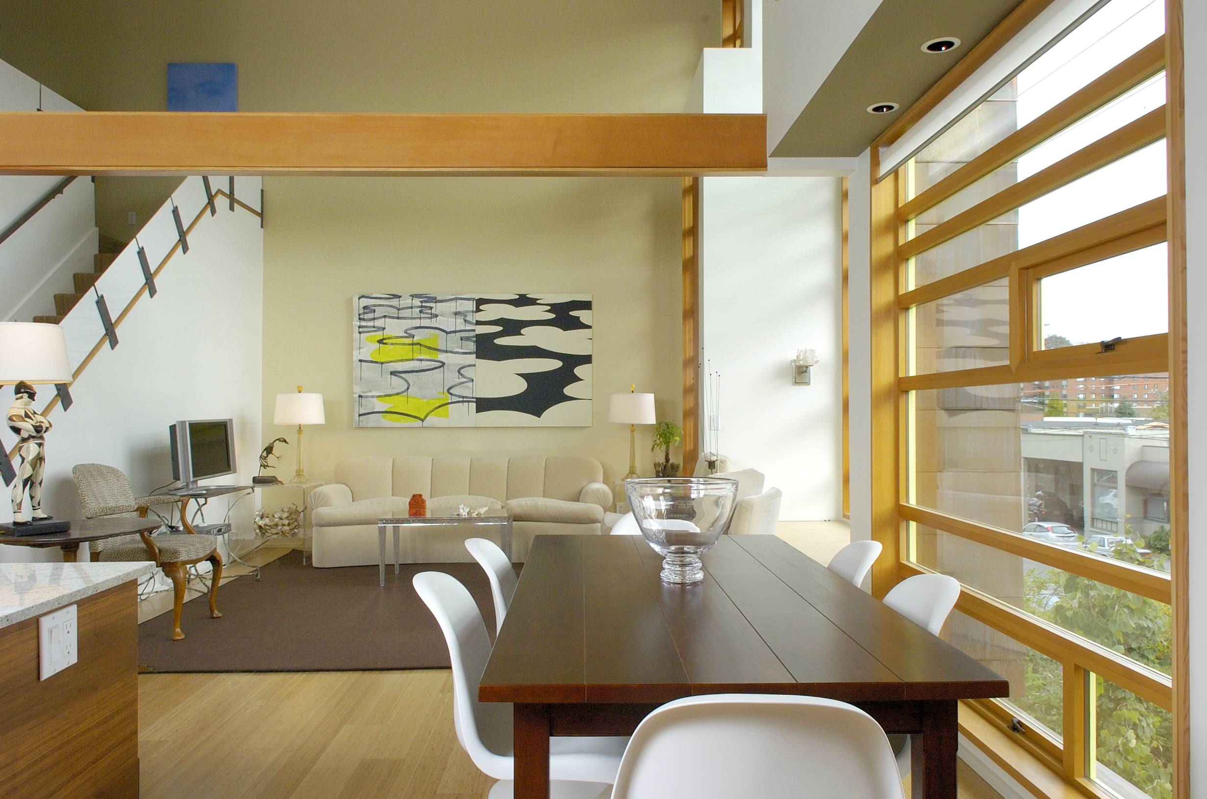 Хороший вопрос: Как самостоятельно покрасить пластиковые окна