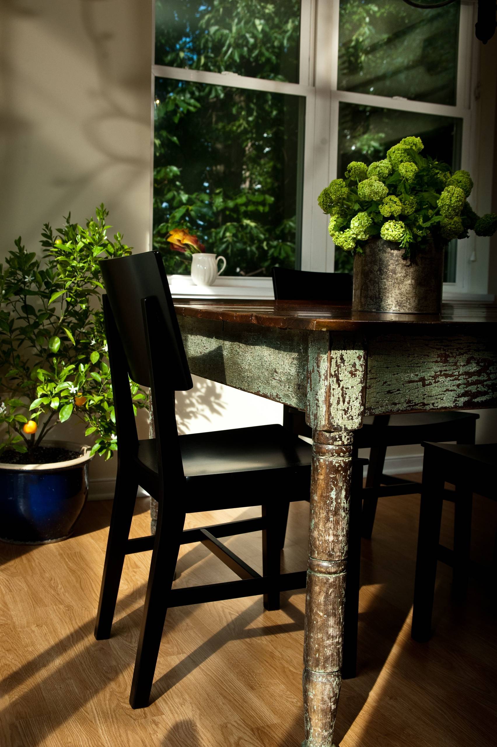 Тайный феншуй: Как компас и пара подушек решат ваши проблемы