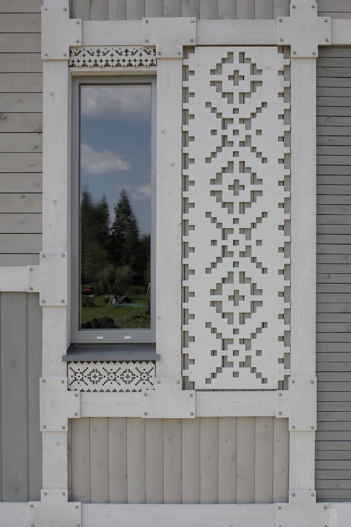 Houzz тур: Монохромный Мондриан и резные наличники дома в Алексино