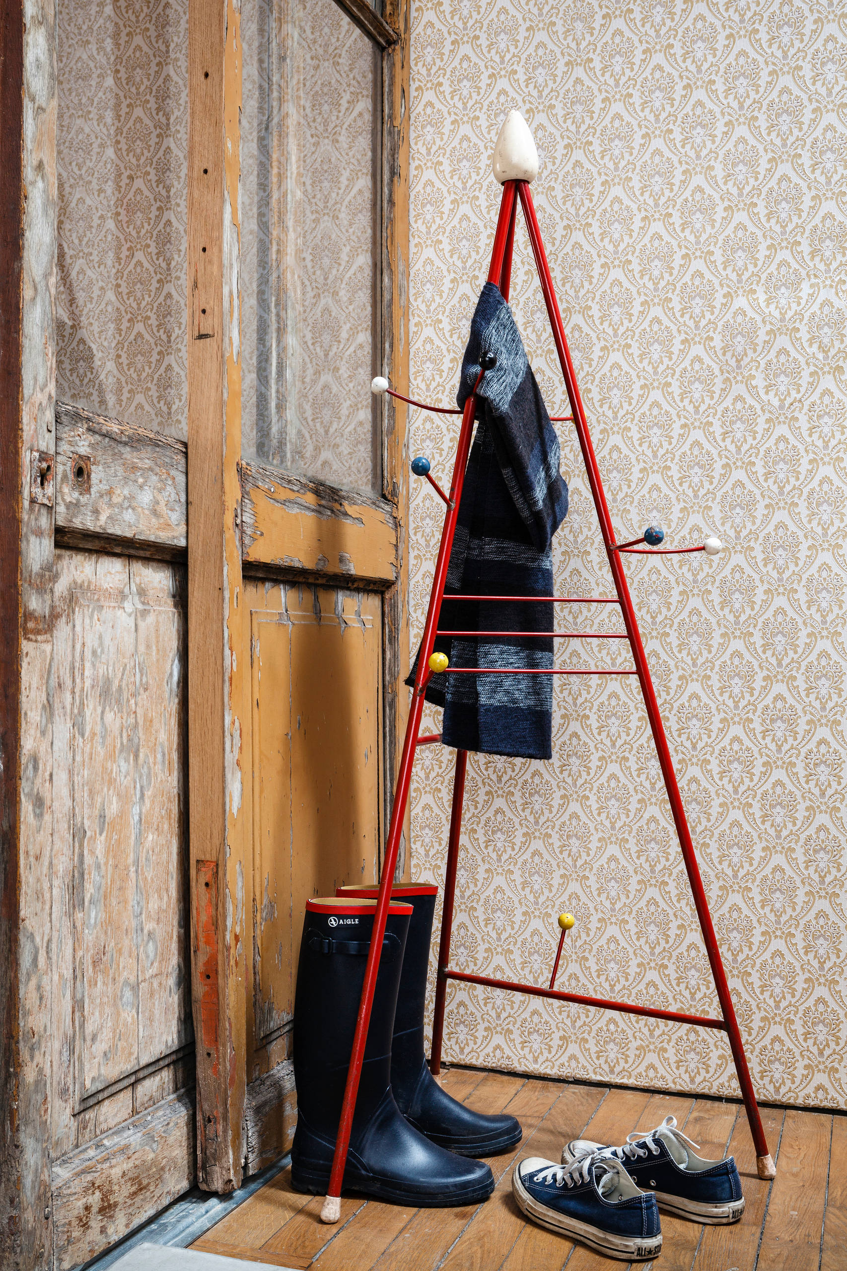 Кухня недели: Модное старье и винтажные находки в квартире под Парижем