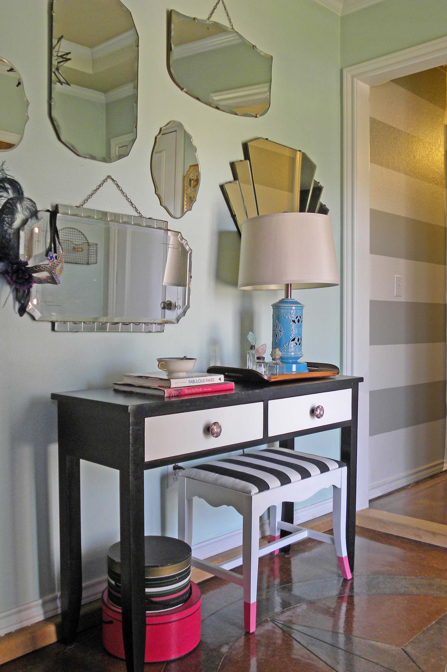 Сущие копейки: 15 идей для быстрого и незатратного декора гостиной