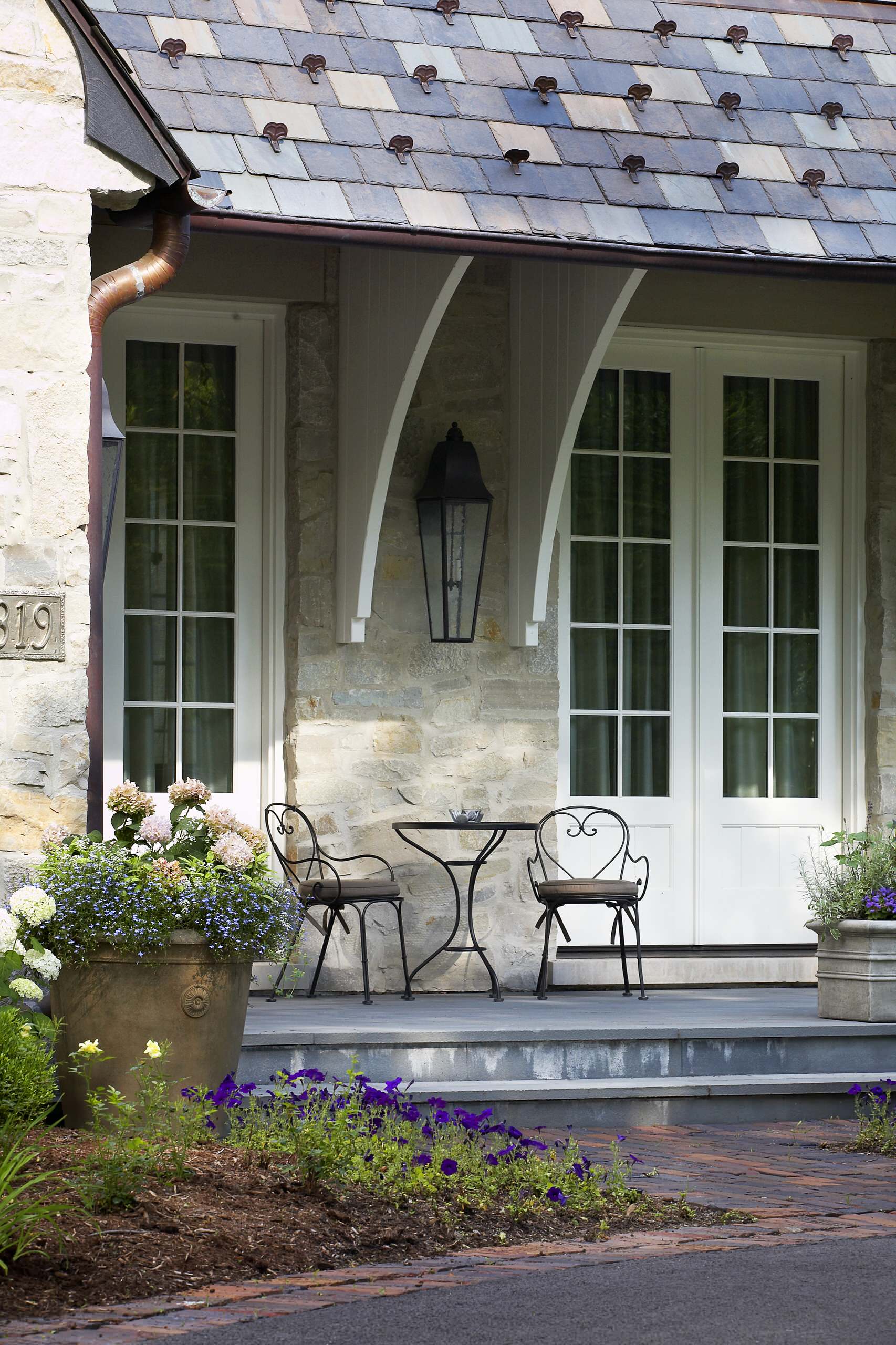 Как в кафе: 14 маленьких столовых в любом месте квартиры