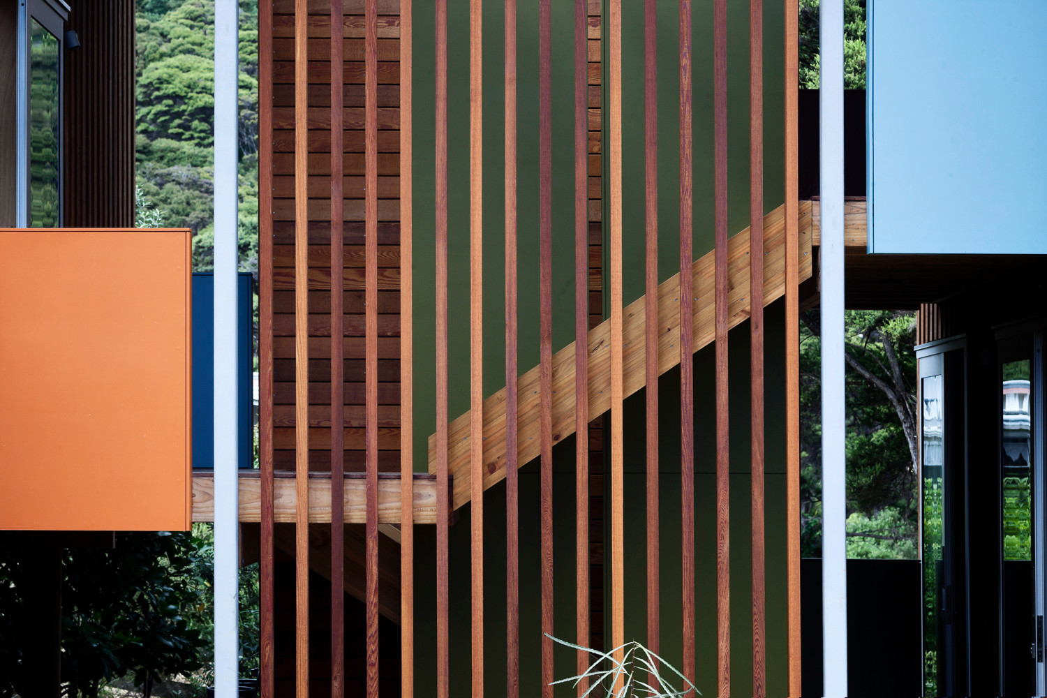 Houzz Новая Зеландия: Пляжный коттедж необычной конструкции