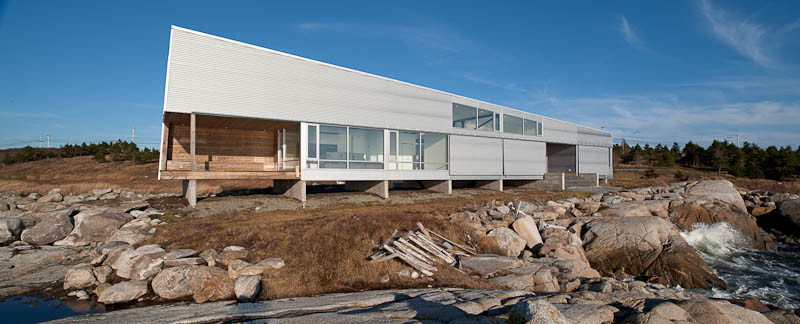 Необычные постройки мира: Четыре дома на краю