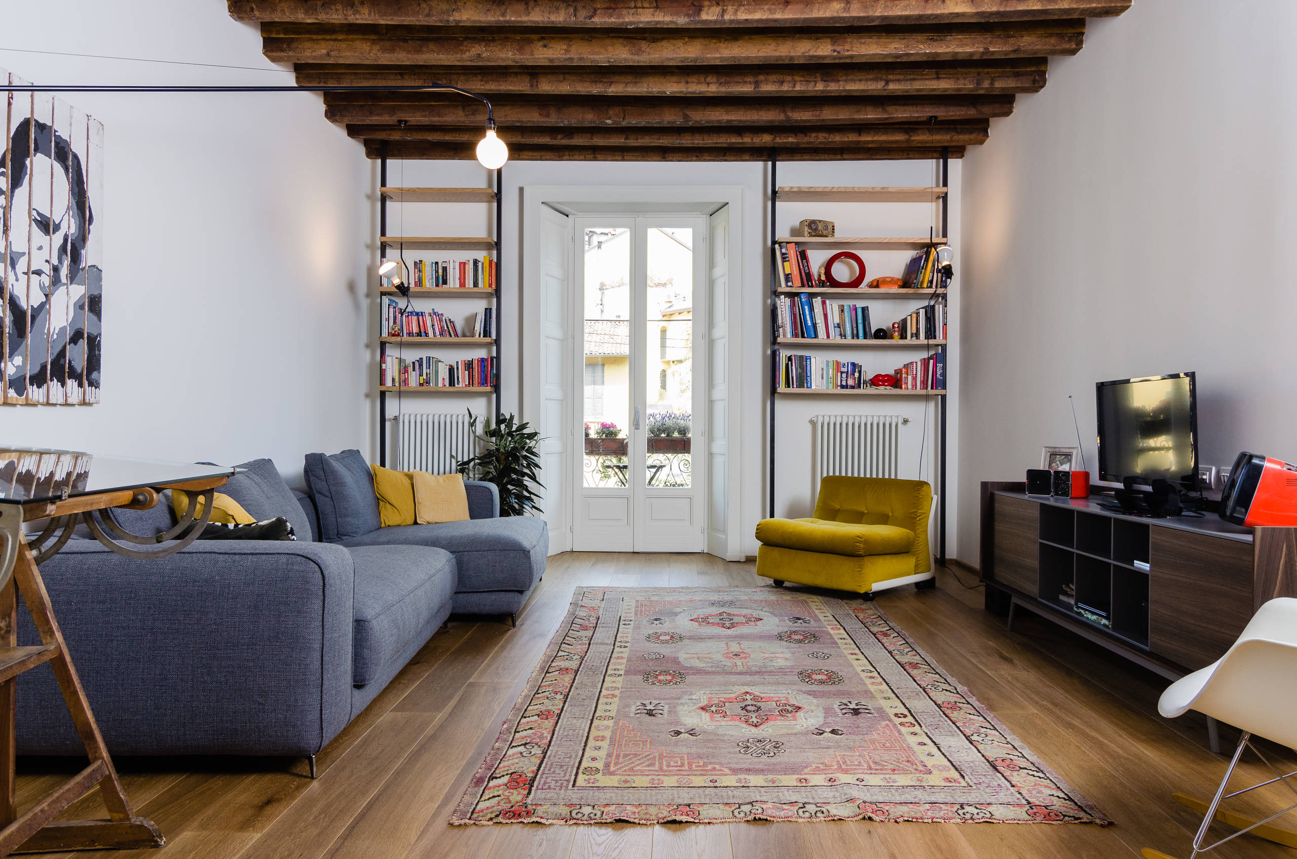 Houzz Италия: Переделка по-милански с видом на Навильи