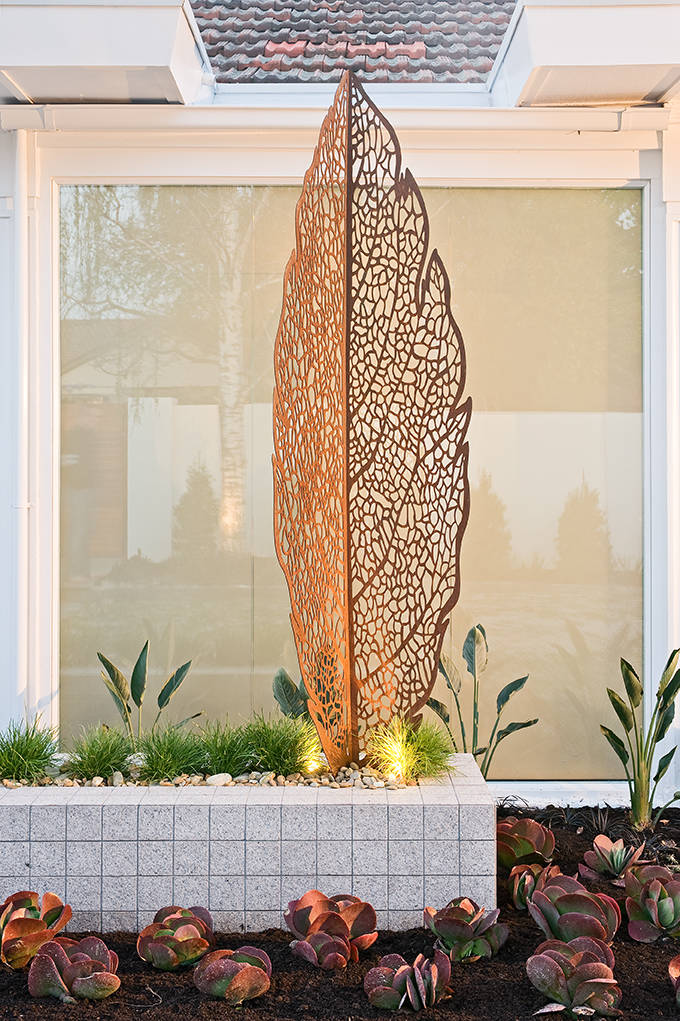 Каменный гость: Зачем нужна скульптура в ландшафте