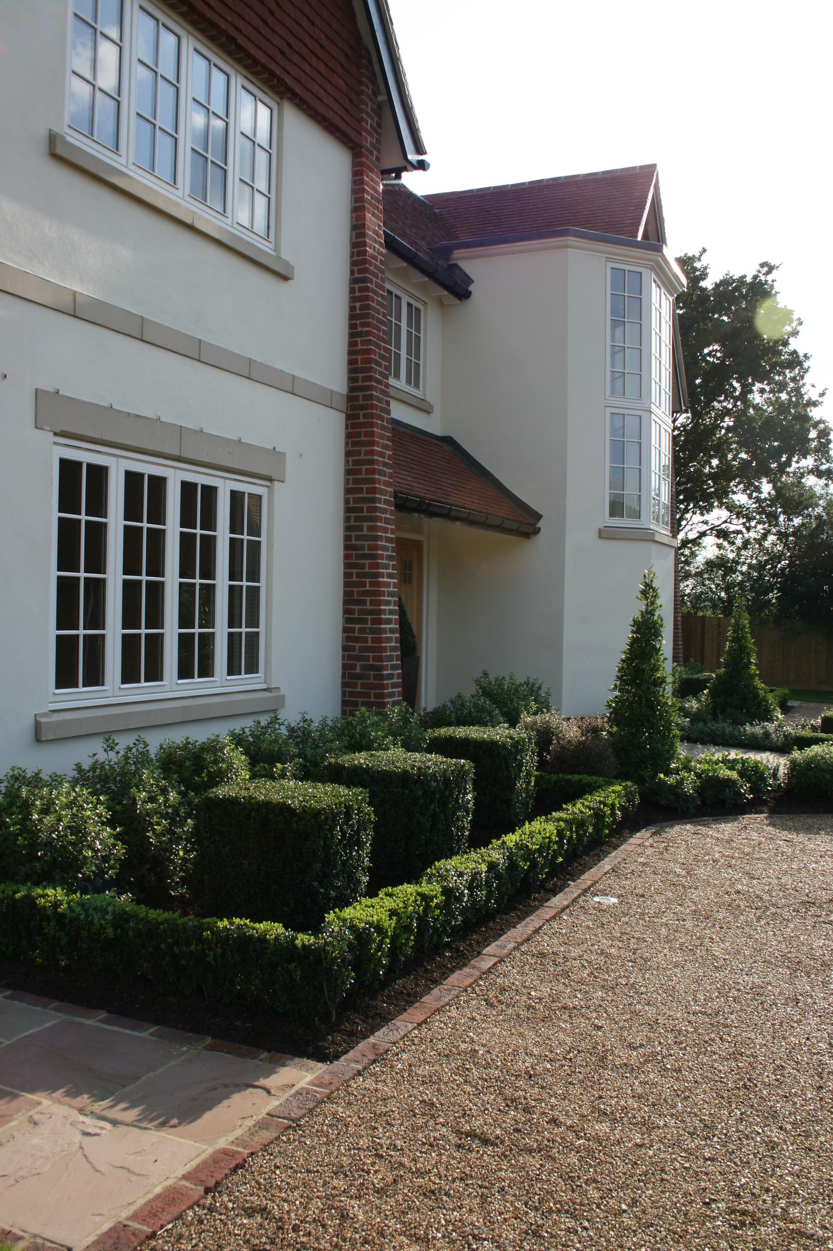 Стрижка кустов и деревьев: Азы выбора растений, алгоритм работ