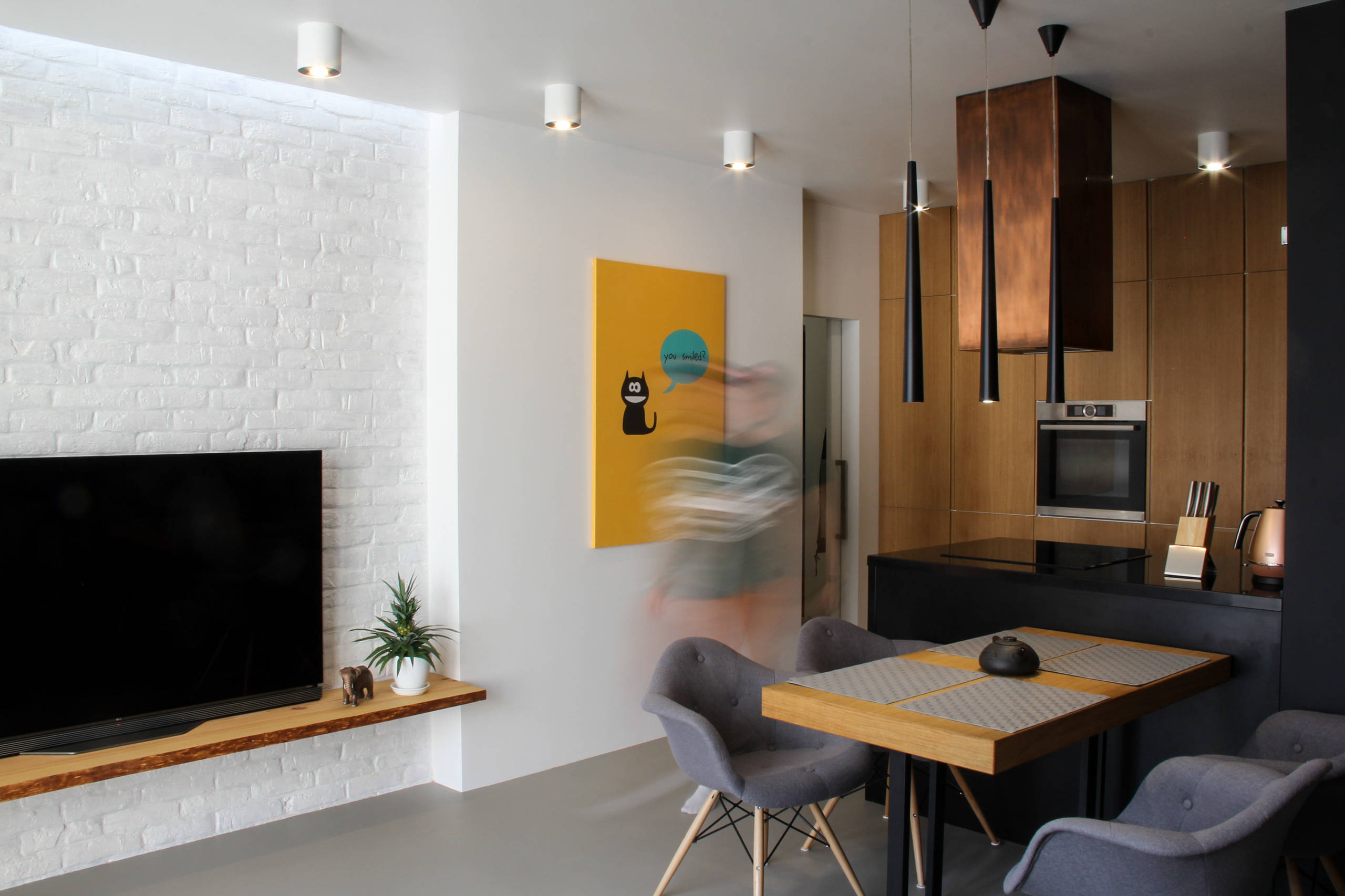 Houzz Украина: Фактурное разнообразие в интерьере для IT-семьи