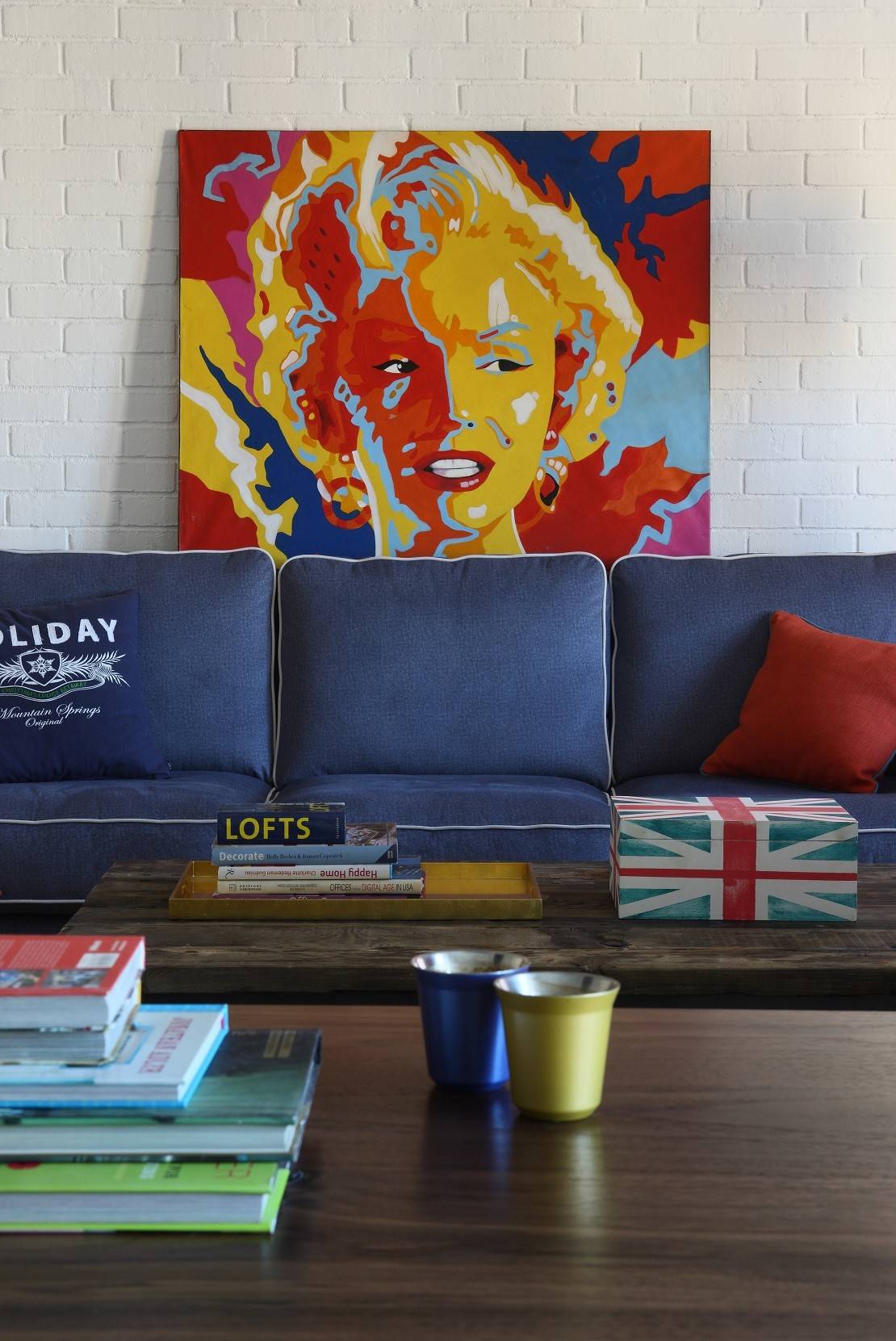 Houzz тур: Красочный интерьер для молодоженов