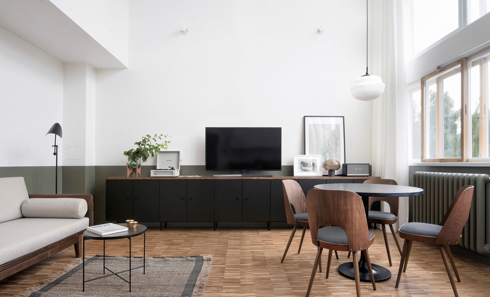 Houzz тур: Интерьер в «номенклатурном» стиле в доме Наркомфина