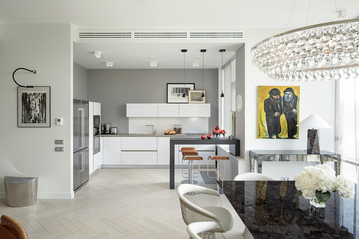 Houzz тур: Квартира с панорамными окнами на Крестовском острове