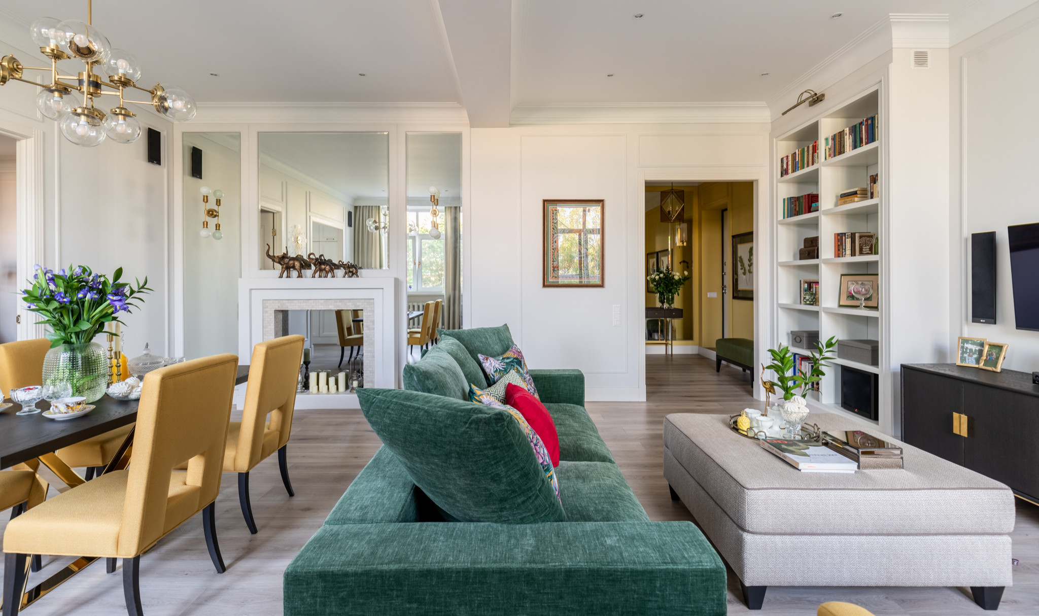 До и после: Квартира в «сталинке», где кругом зеркала