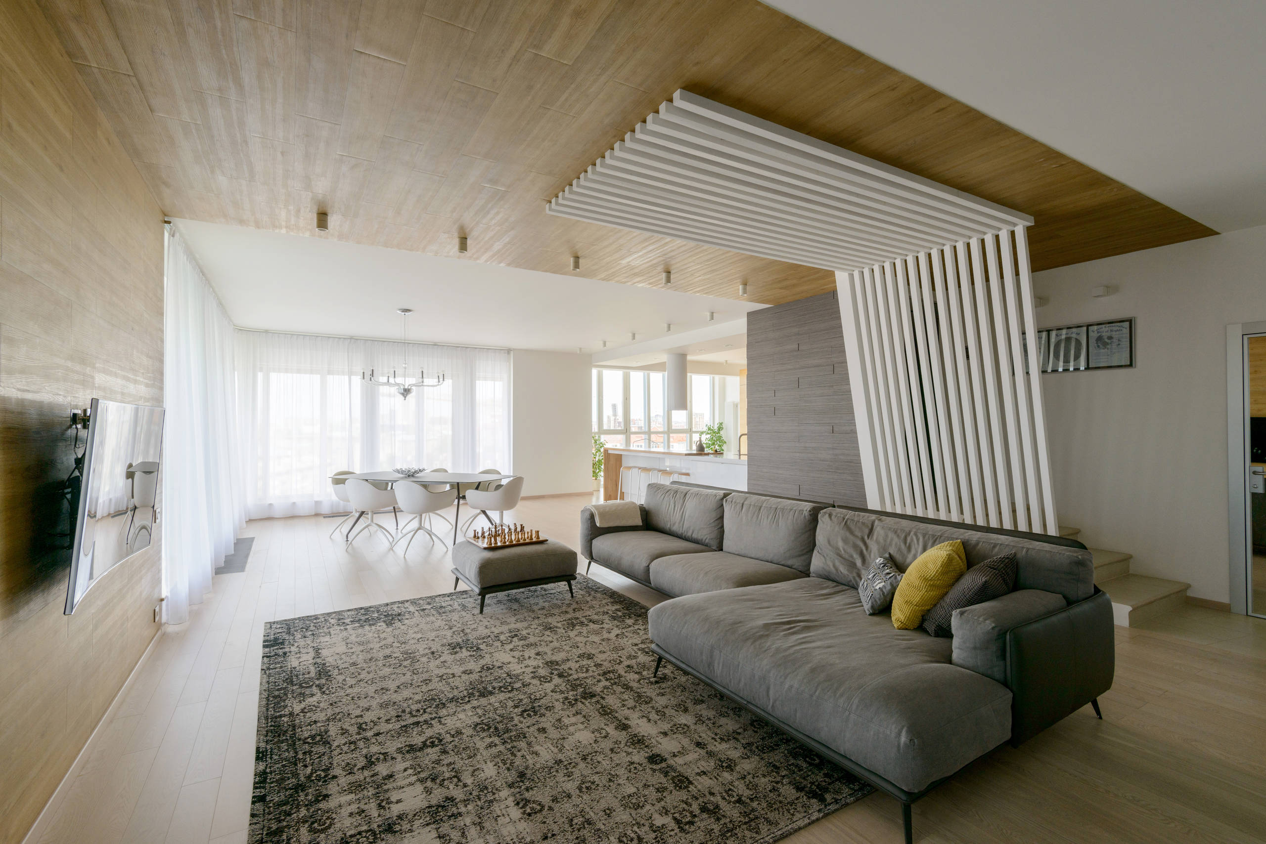 Houzz тур: Интерьер с сибирским характером в пентхаусе Новосибирска