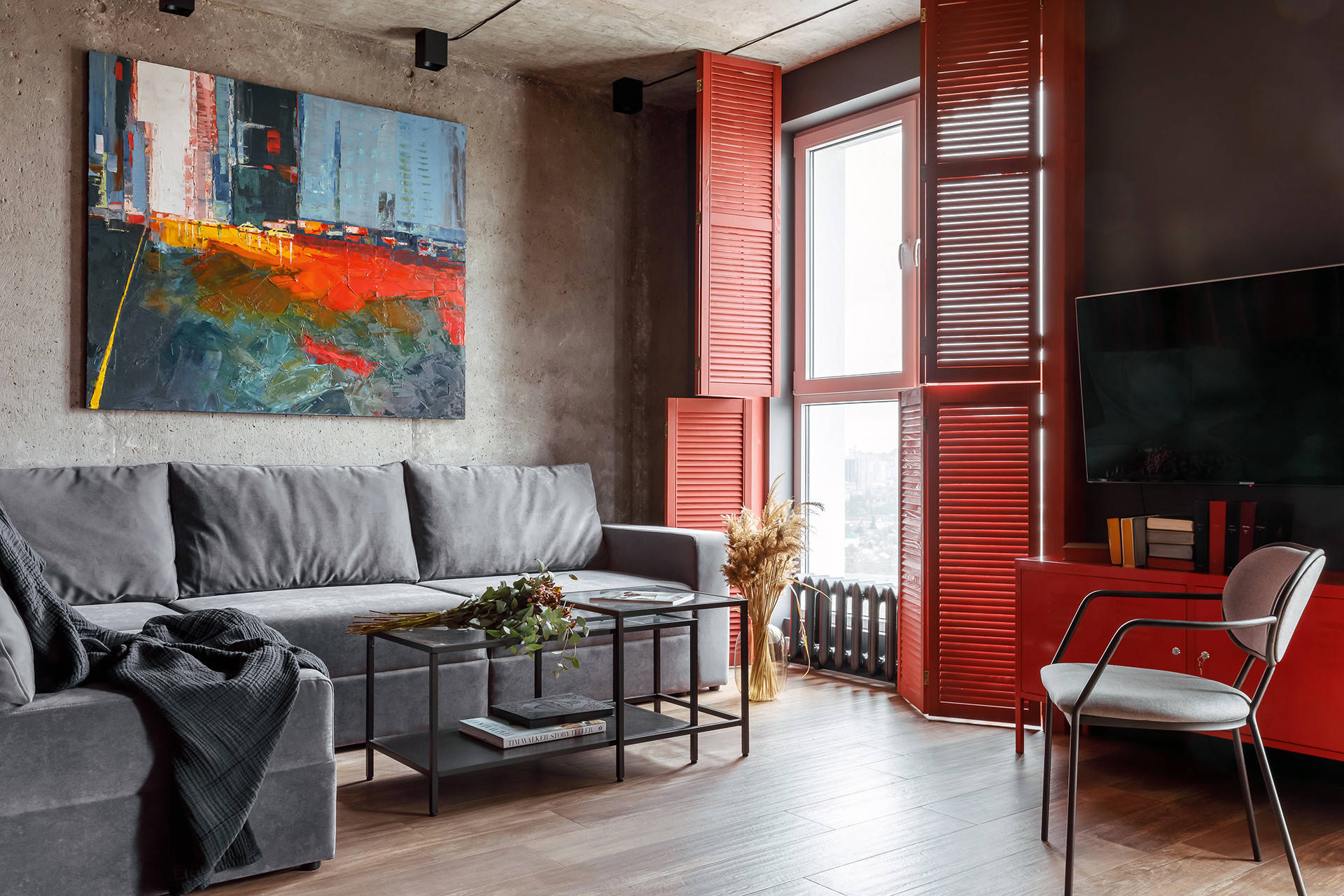 Houzz тур: Студия с красными ставнями в Краснодаре