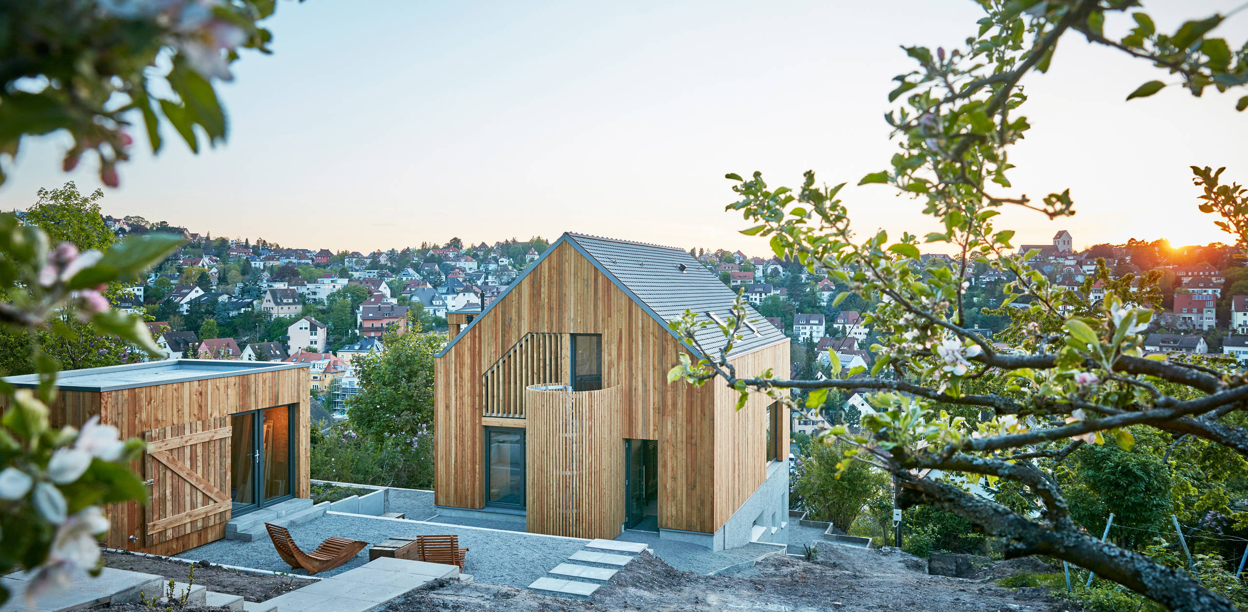 Архитектура: Дом над обрывом в Штутгарте