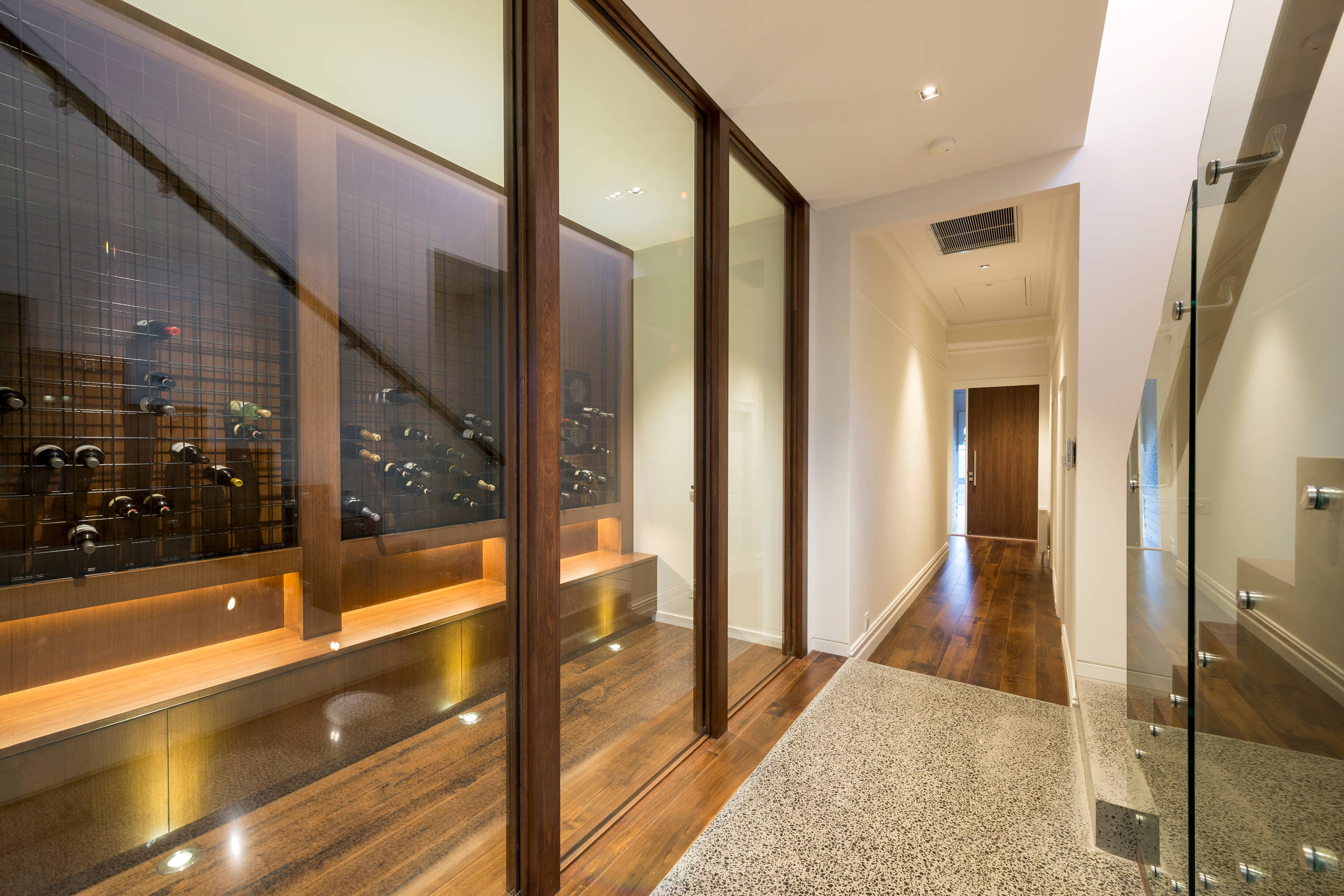 Houzz Австралия: Старый коттедж с футуристичной террасой