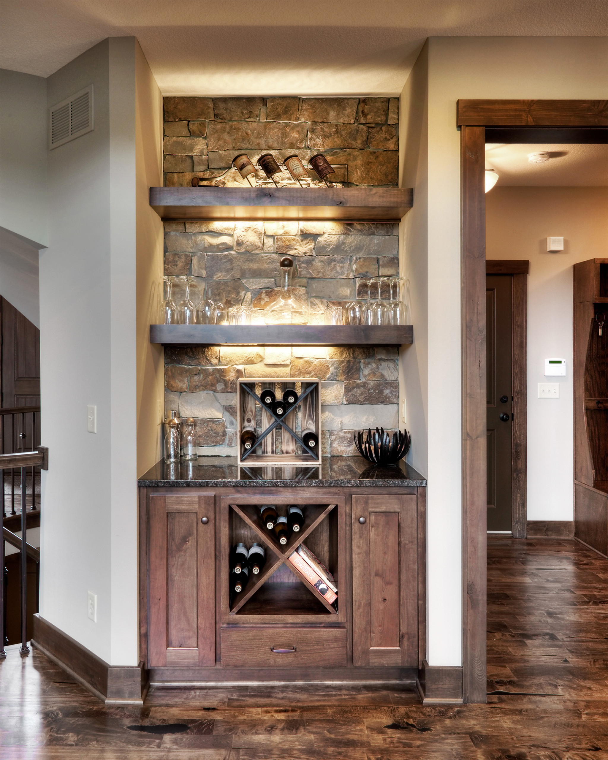 Фотоохота: 90 идей, как оформить мини-бар дома своими руками