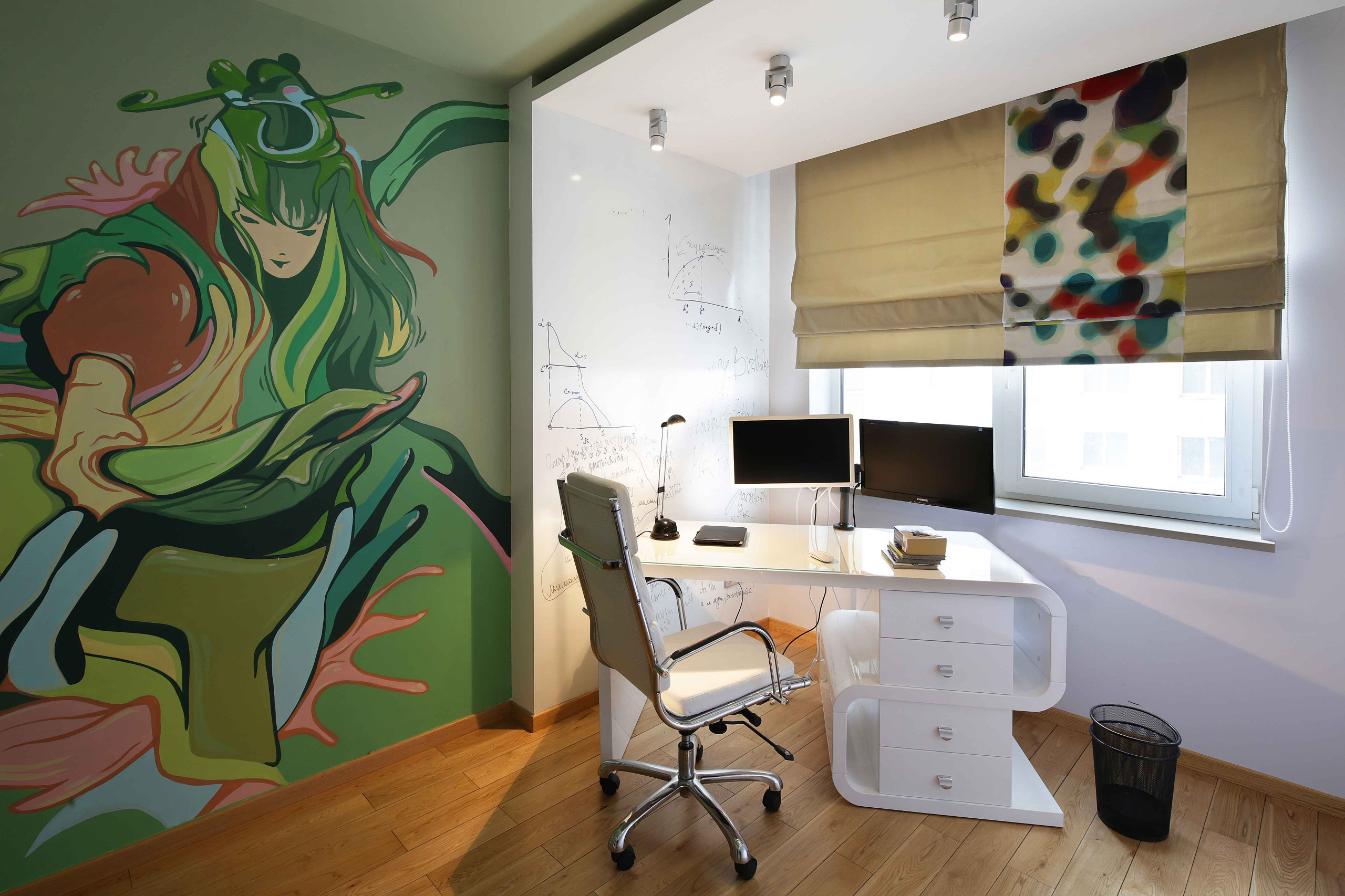 Houzz тур: Квартира с музыкальной гостиной в красках поп-арта