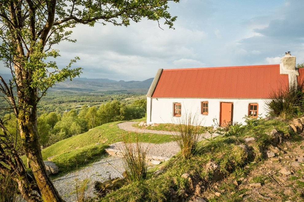 Houzz Ирландия: Коттедж в глуши среди гор и холмов
