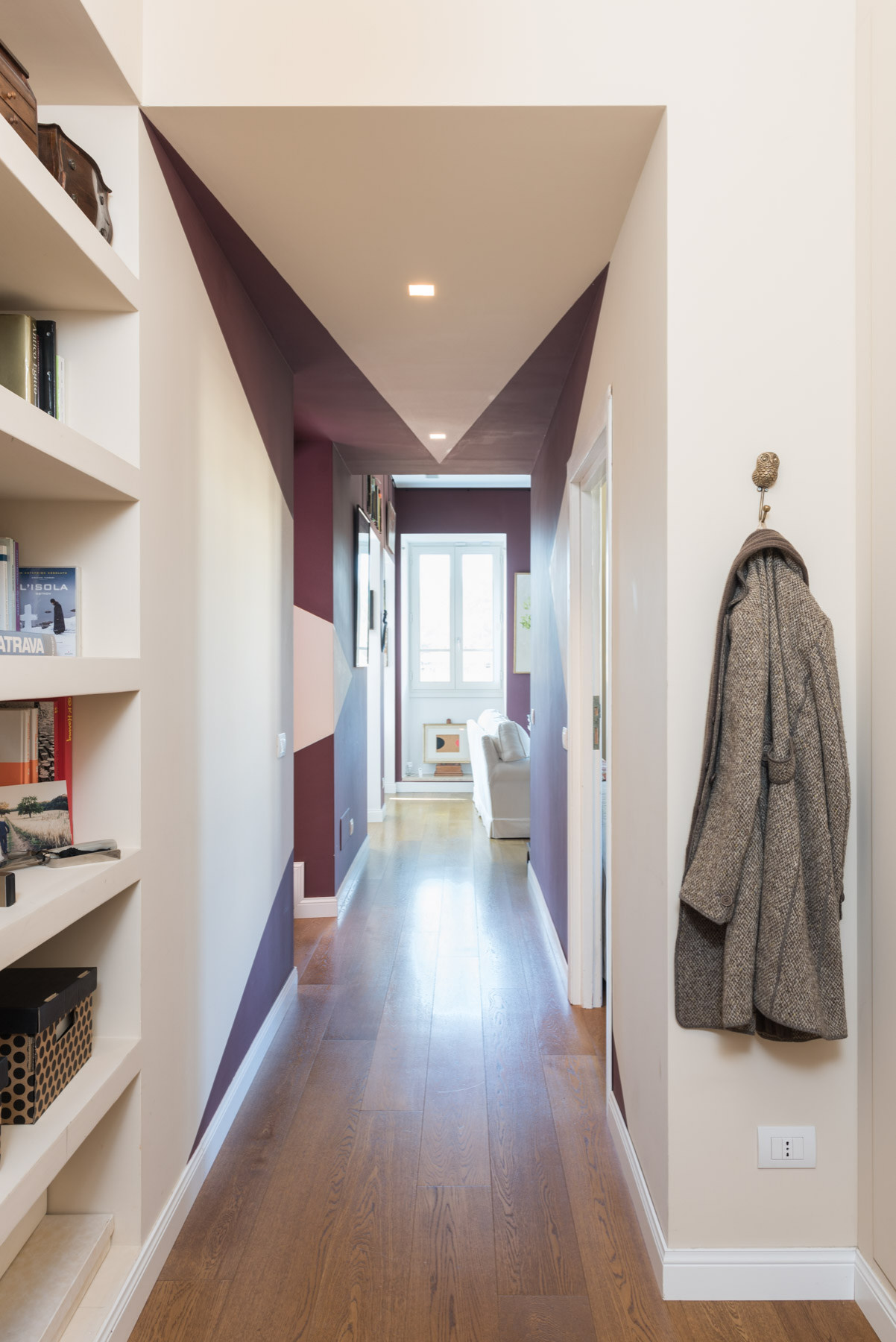 Houzz Италия: Римская квартира на последнем этаже с террасой для обедов