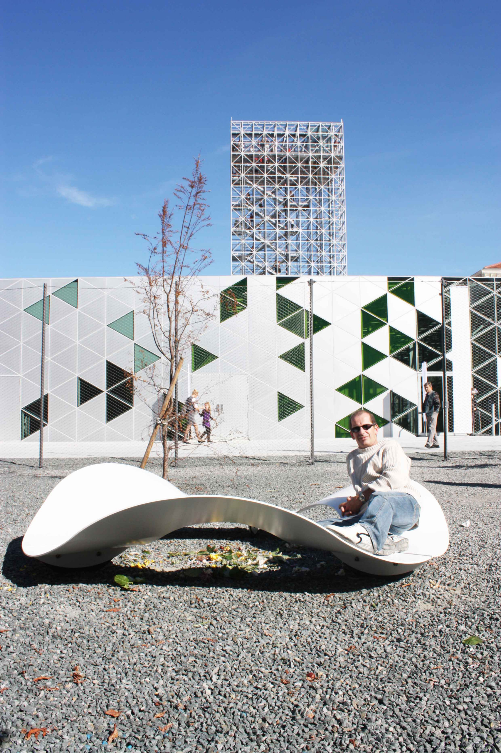 Семеро по лавкам: Садовые скамейки и все, что нужно о них знать