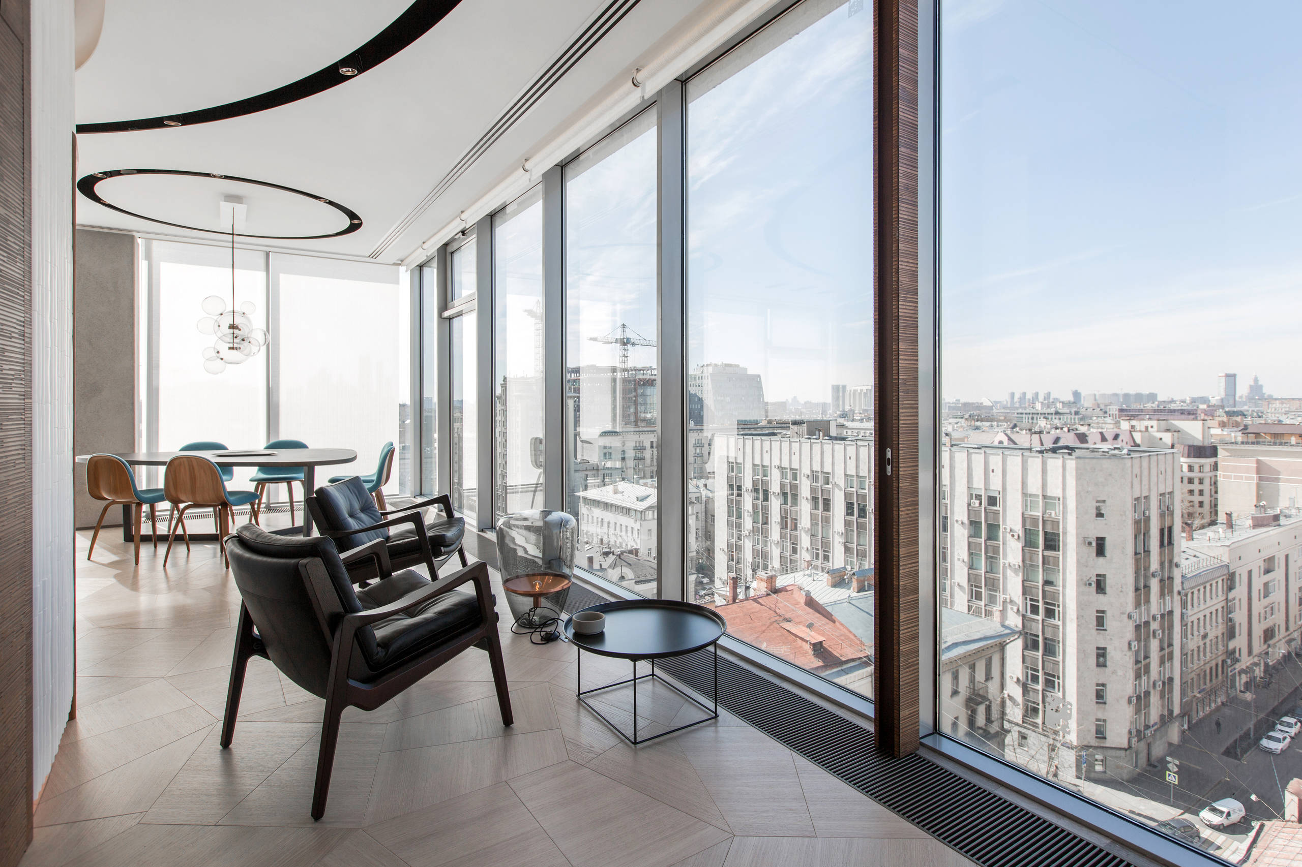 Houzz тур: Квартира с фарфоровым «ядром»