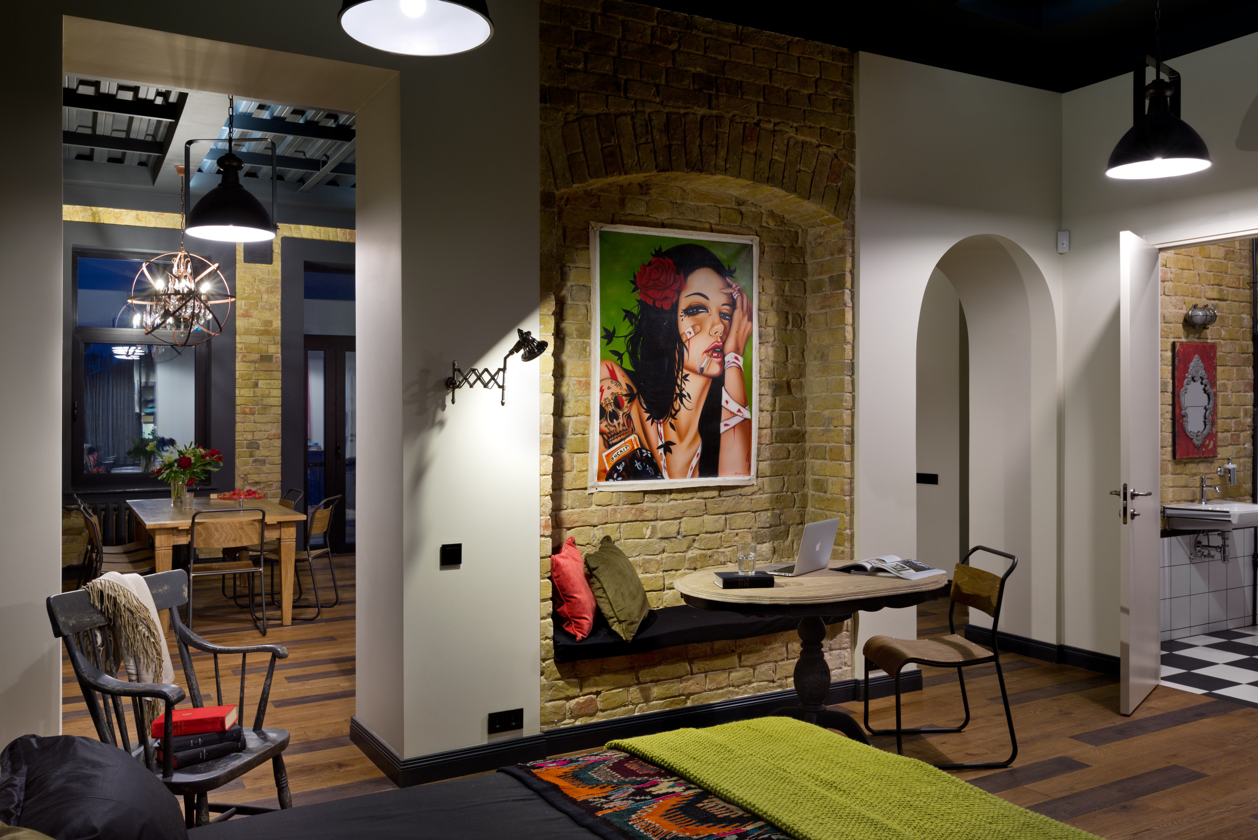 Идеи планировки: Как убрать узкий коридор (и надо ли)