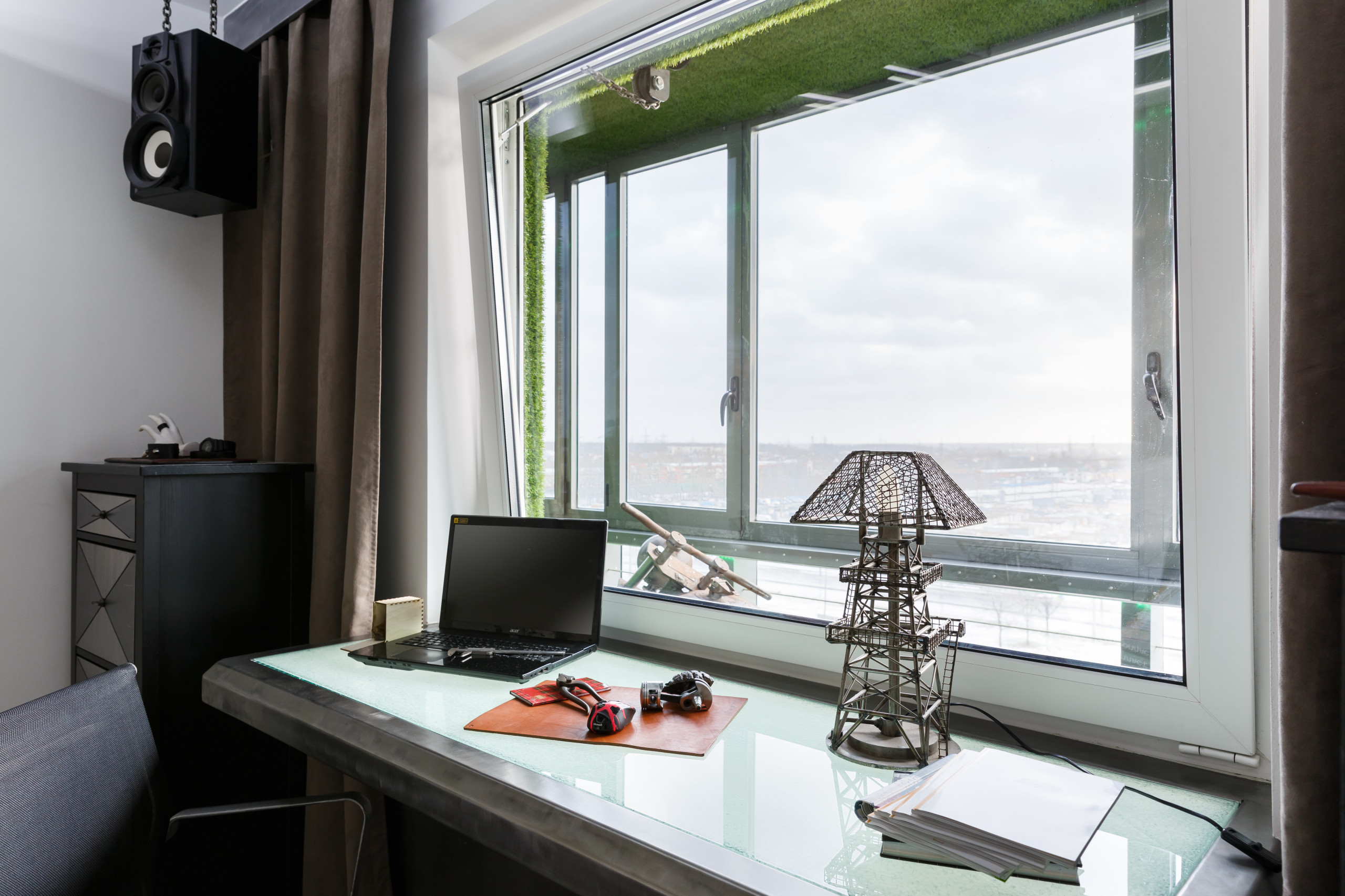 Houzz тур: Квартира сварщика-экспериментатора в Петербурге