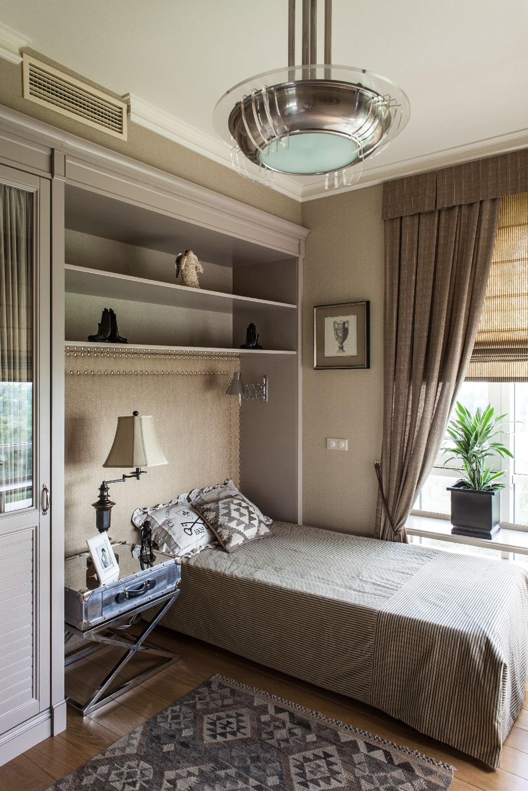 Кашпо в большом городе: размер имеет значение