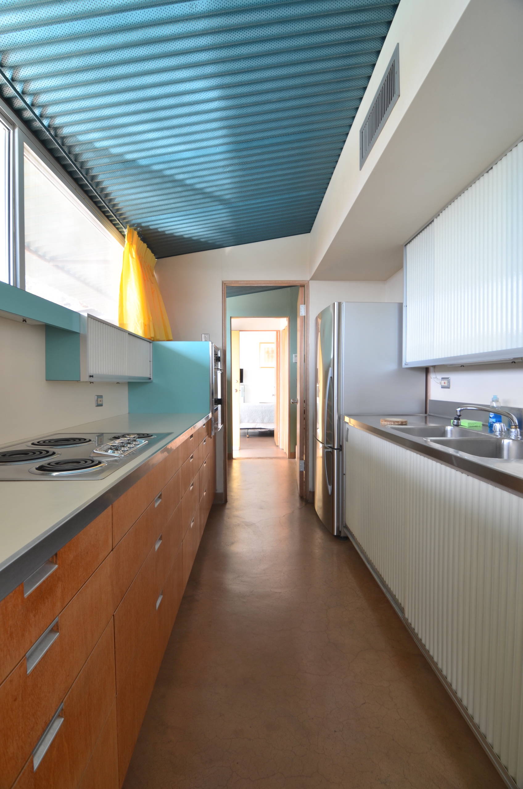 Архитектура: Дом-легенда с валуном внутри