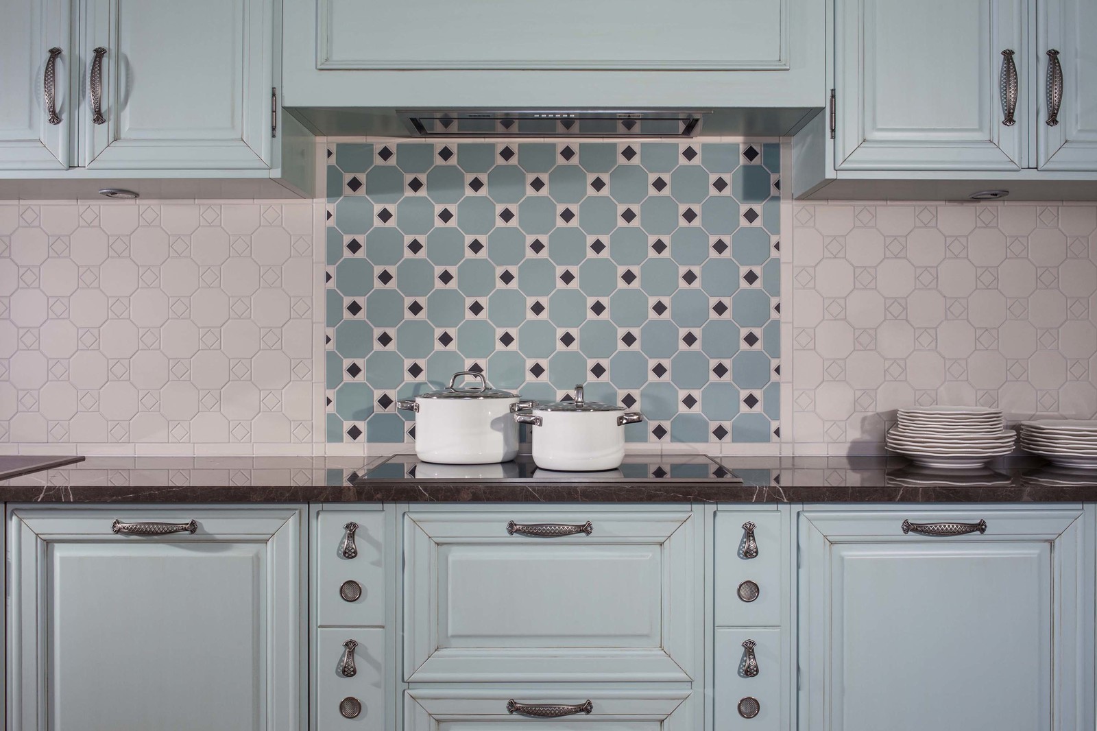 Обложка статьи: На долгие годы: 6 способов сохранить интерьер от разрушения временем