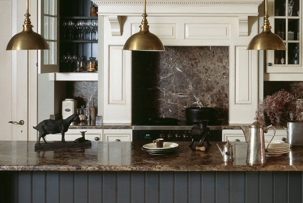 Натуральный или искусственный? Выбираем каменную столешницу для кухни