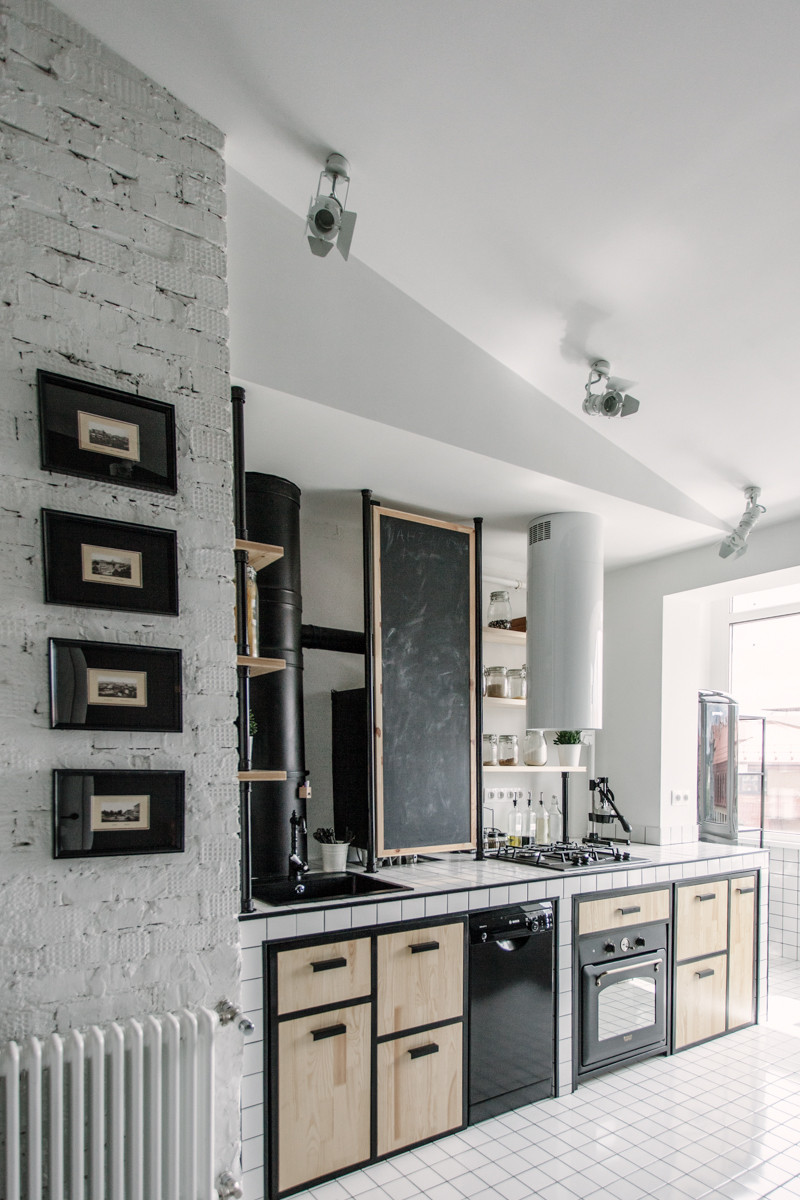 Houzz тур: Супрематическая мансарда семьи архитектора