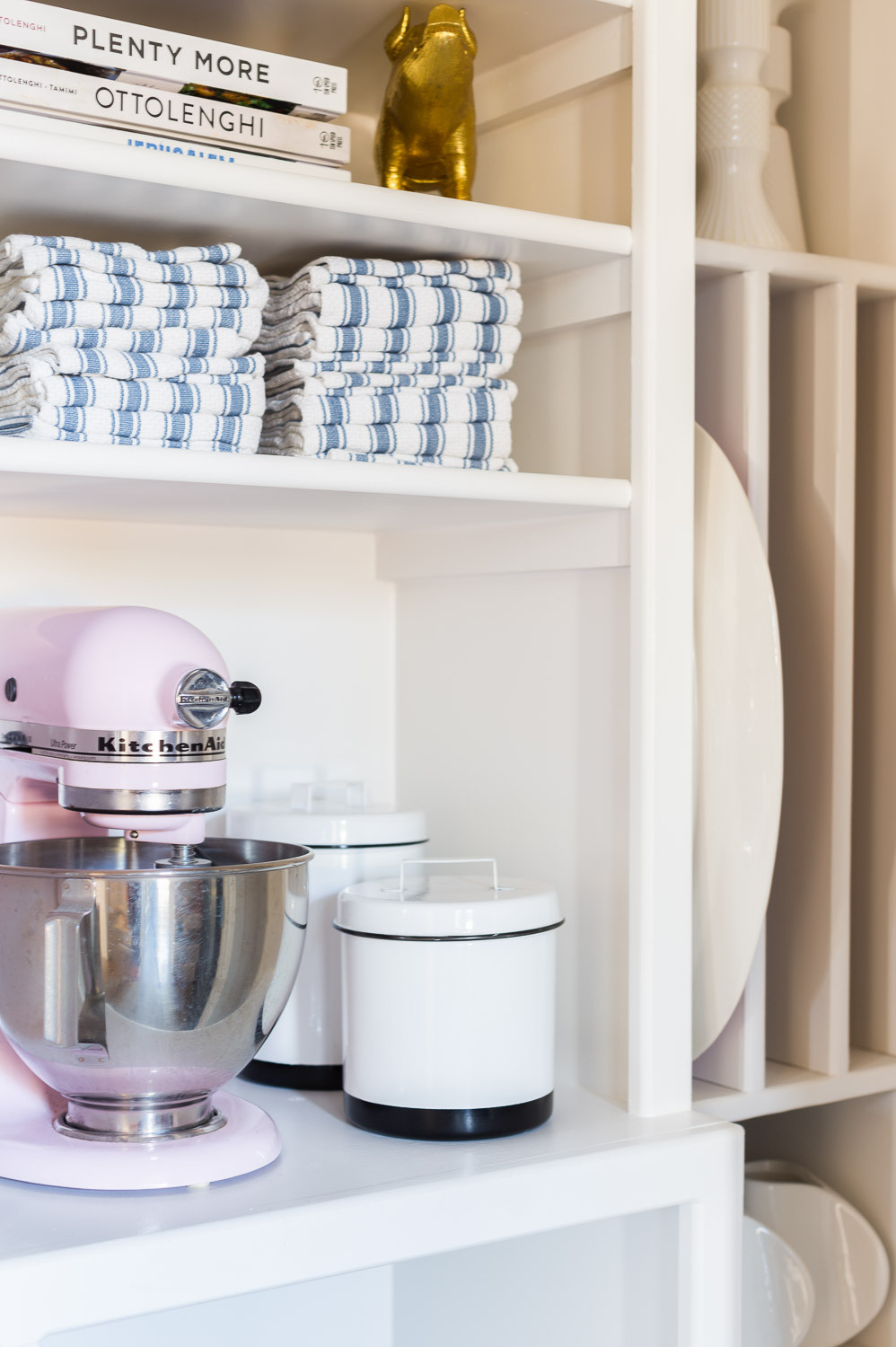 Кухня: 8 вещей, которые вы храните на кухне [и зря]