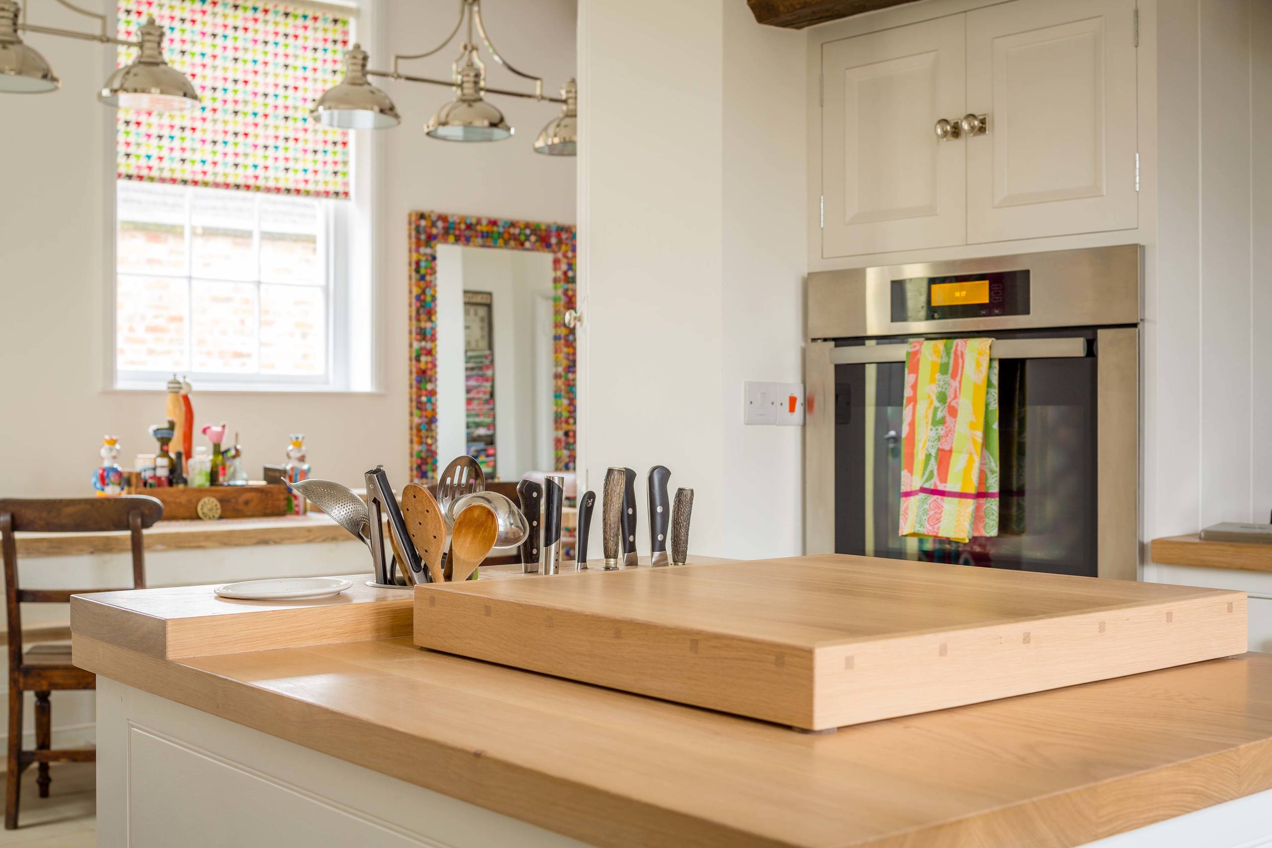 Подставка для ножей: Как правильно хранить и точить лезвия