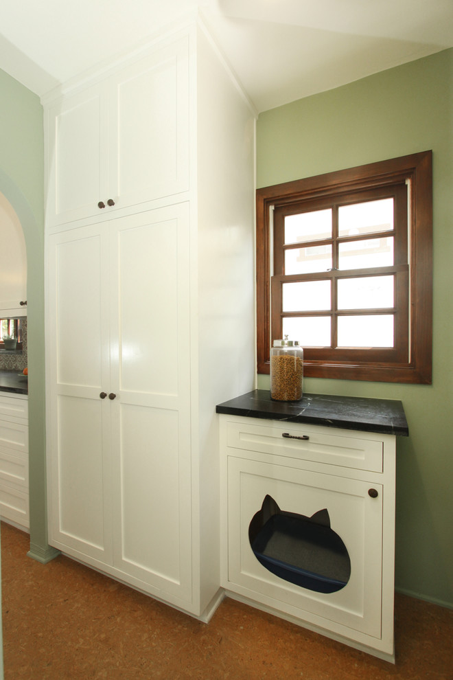 Чувство прекрасного и кошачий лоток: Совместимы!